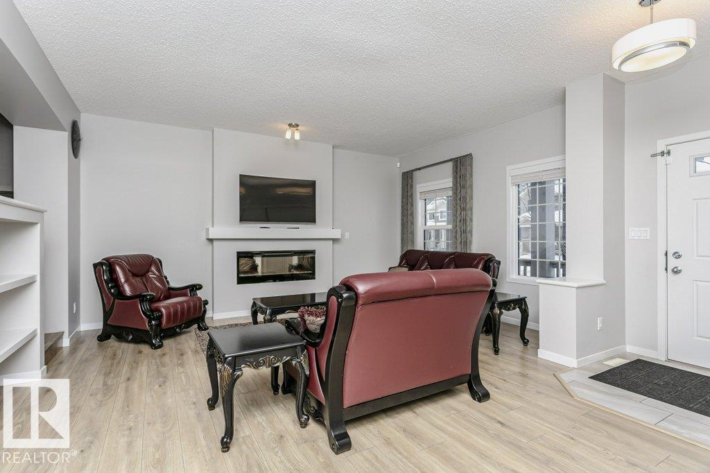 Photo 9 at 4027 Chappelle Green green SW, Chappelle Area, Edmonton