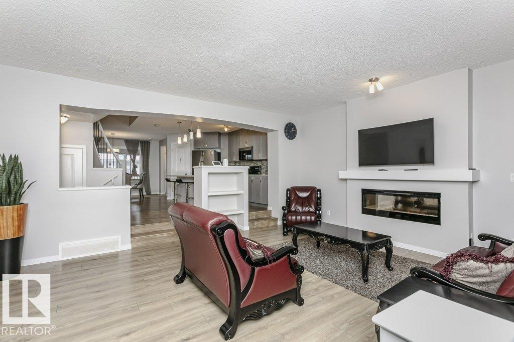 Photo 10 at 4027 Chappelle Green green SW, Chappelle Area, Edmonton