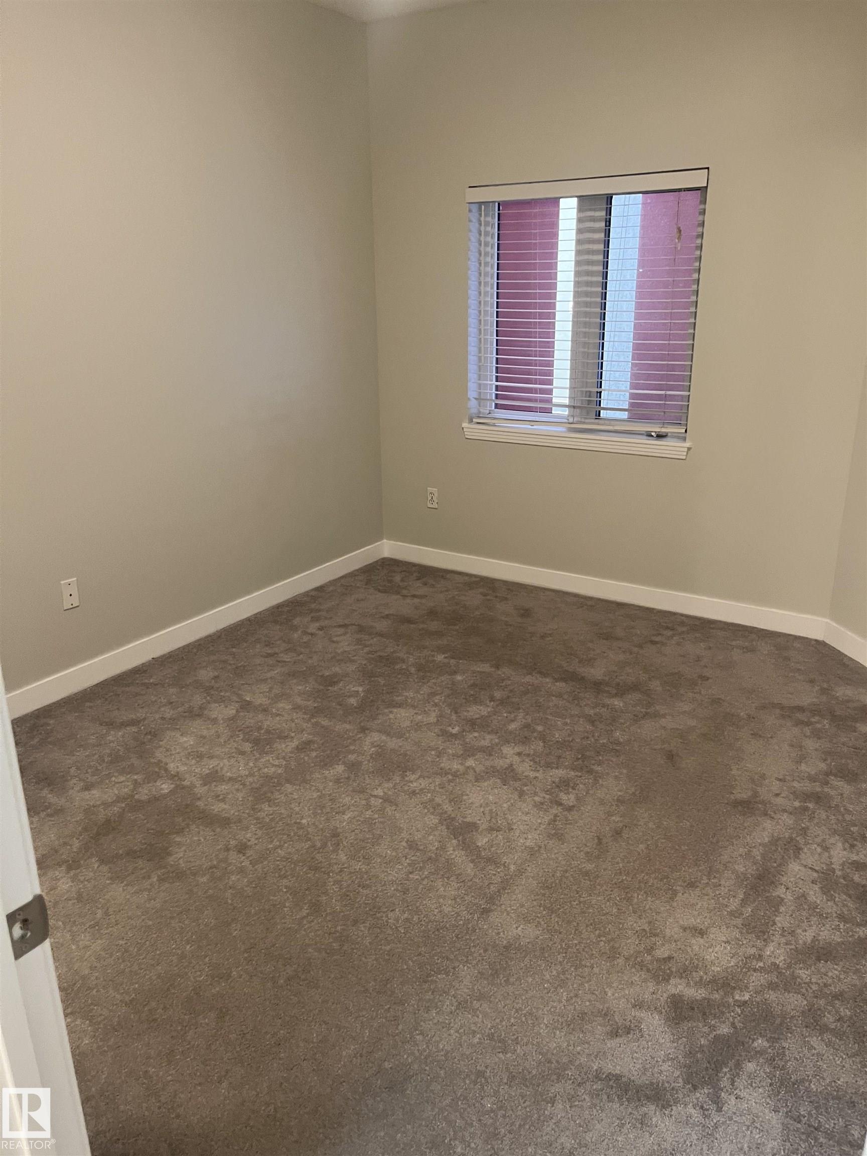 Photo 10 at 110 - 10333 112 Street NW, Wîhkwêntôwin, Edmonton