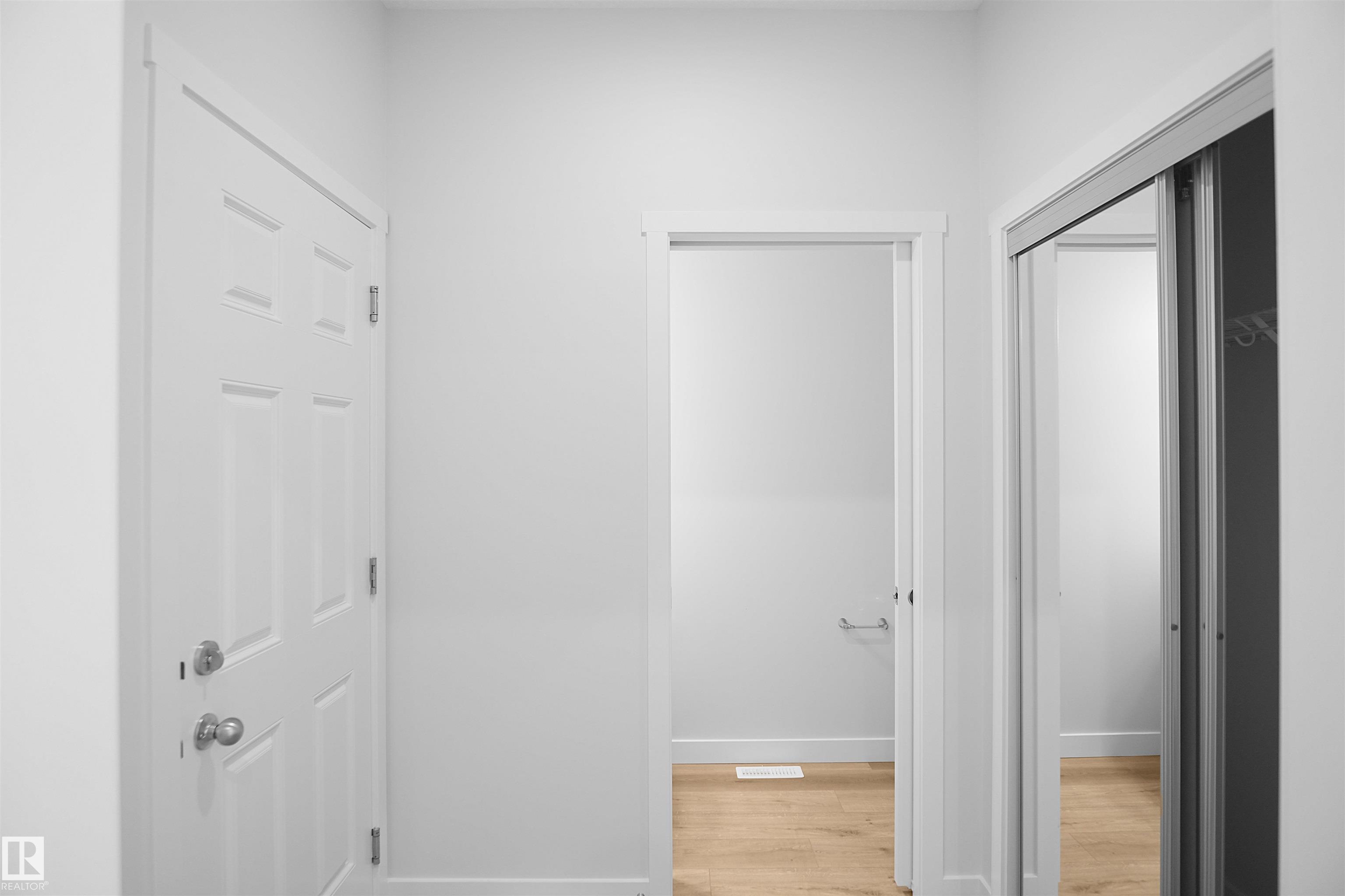 Picture for 20940 16 AV NW