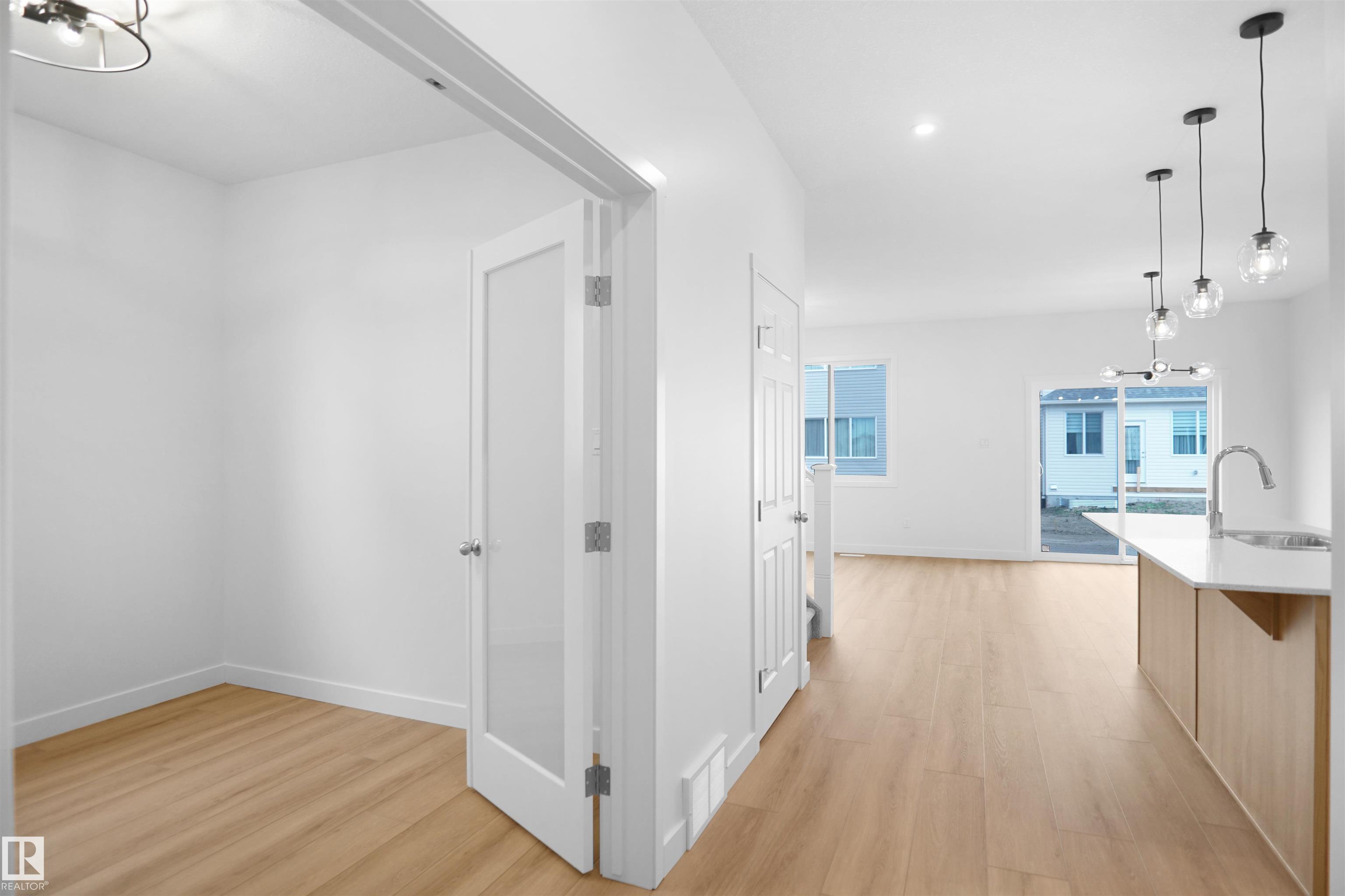 Photo 6 at 2237 194a Street NW, River's Edge, Edmonton