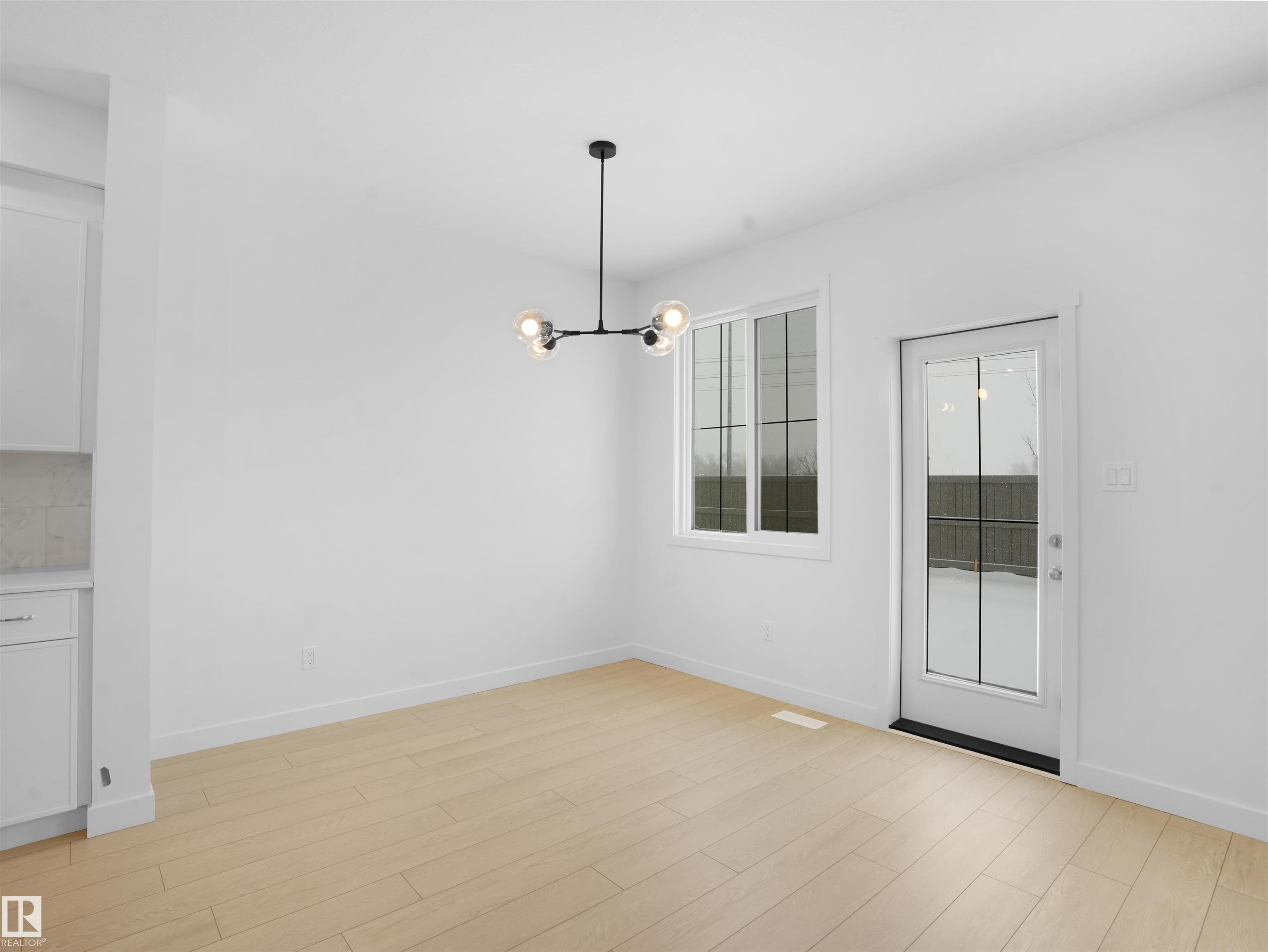 Photo 7 at 9732 Carson Place SW, Chappelle Area, Edmonton