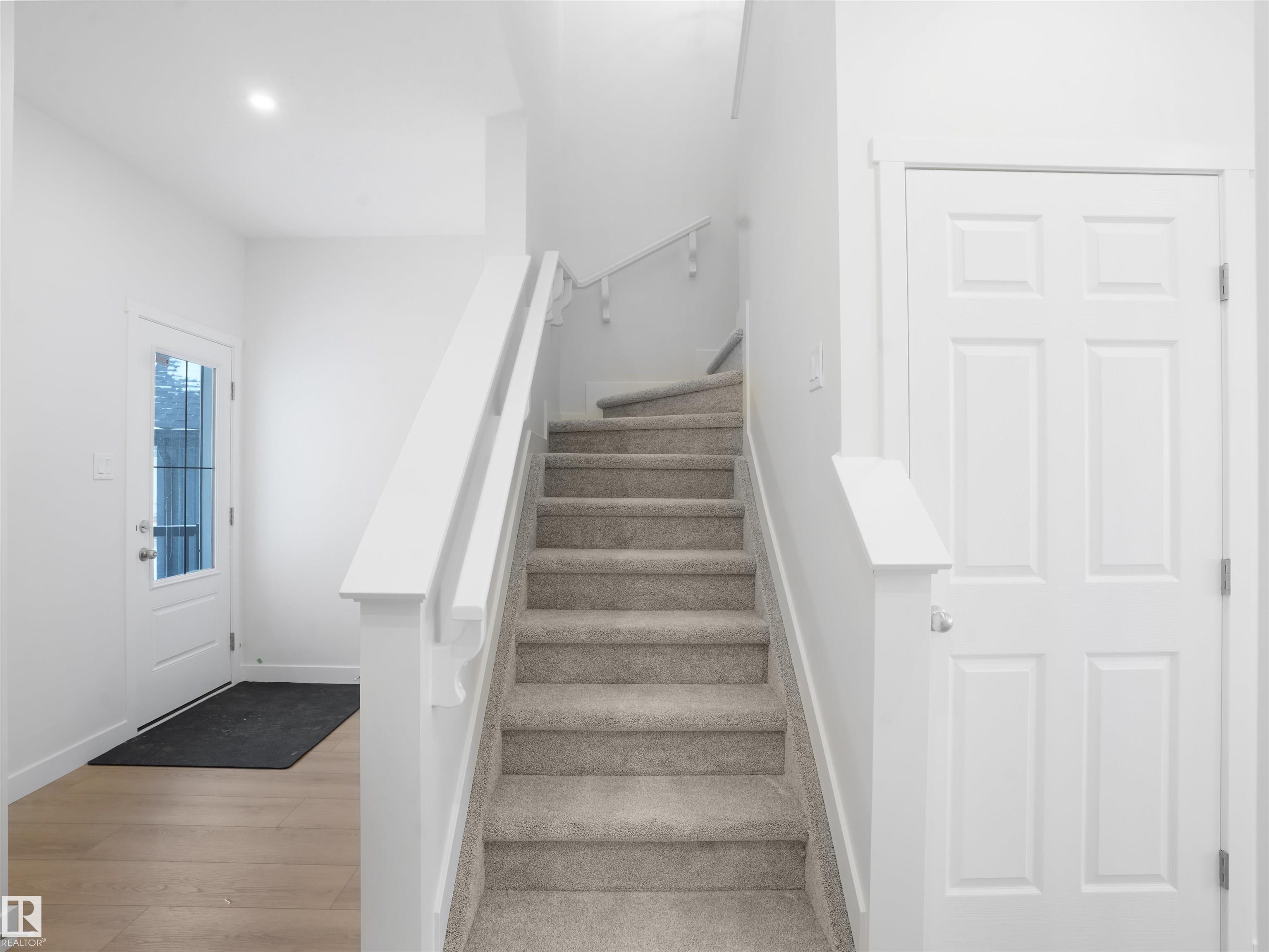 9734 Carson Place SW, Chappelle Area, Edmonton