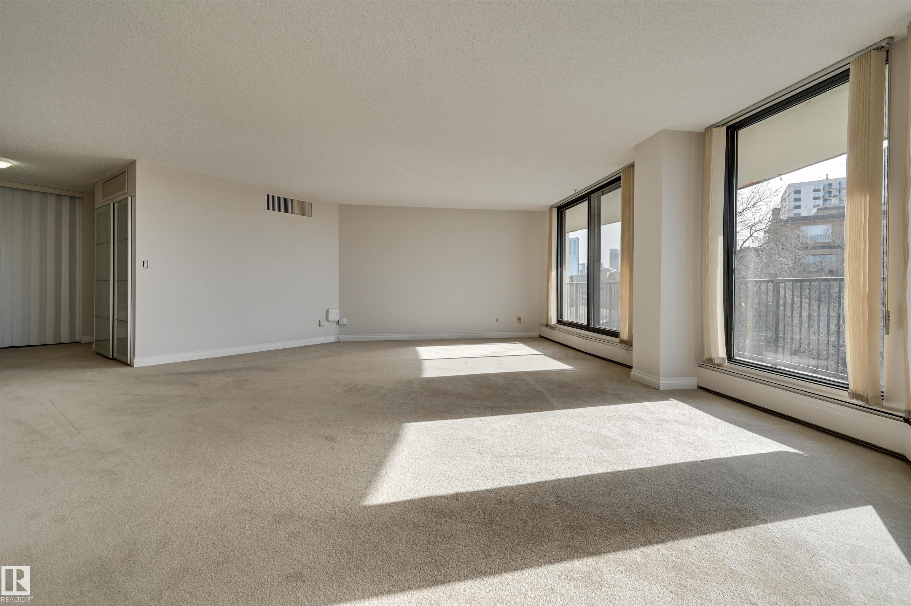 502 - 11710 100 Avenue NW, Wîhkwêntôwin, Edmonton