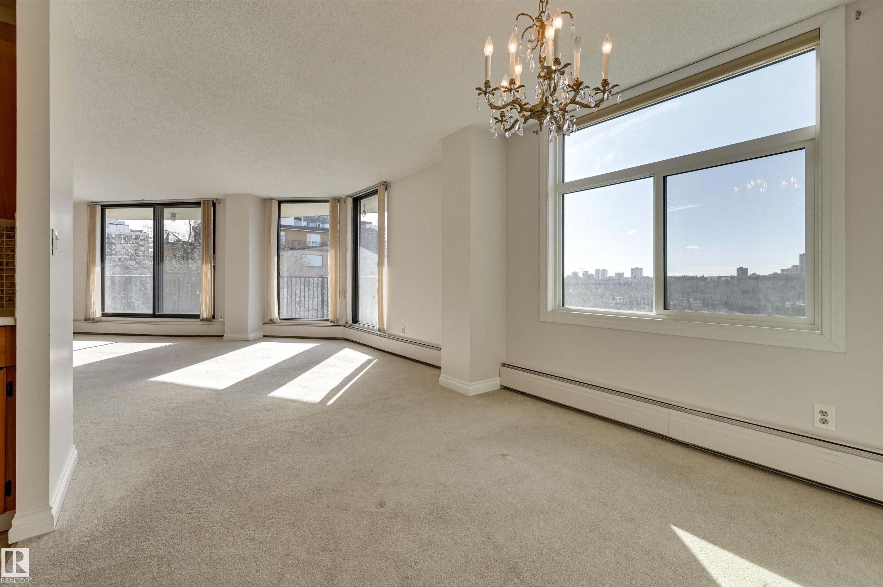 Photo 13 at 502 - 11710 100 Avenue NW, Wîhkwêntôwin, Edmonton