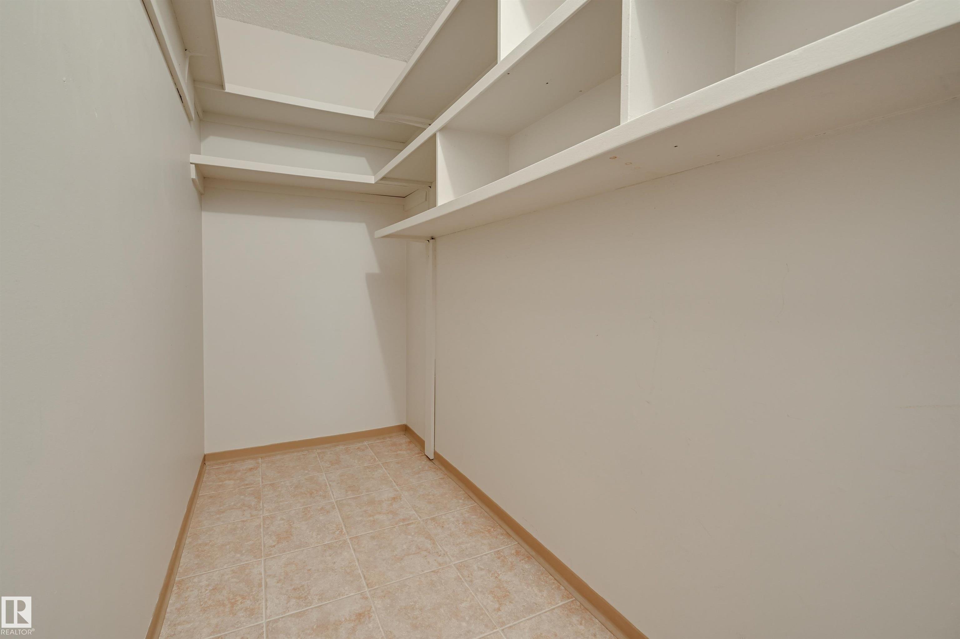 Photo 33 at 502 - 11710 100 Avenue NW, Wîhkwêntôwin, Edmonton