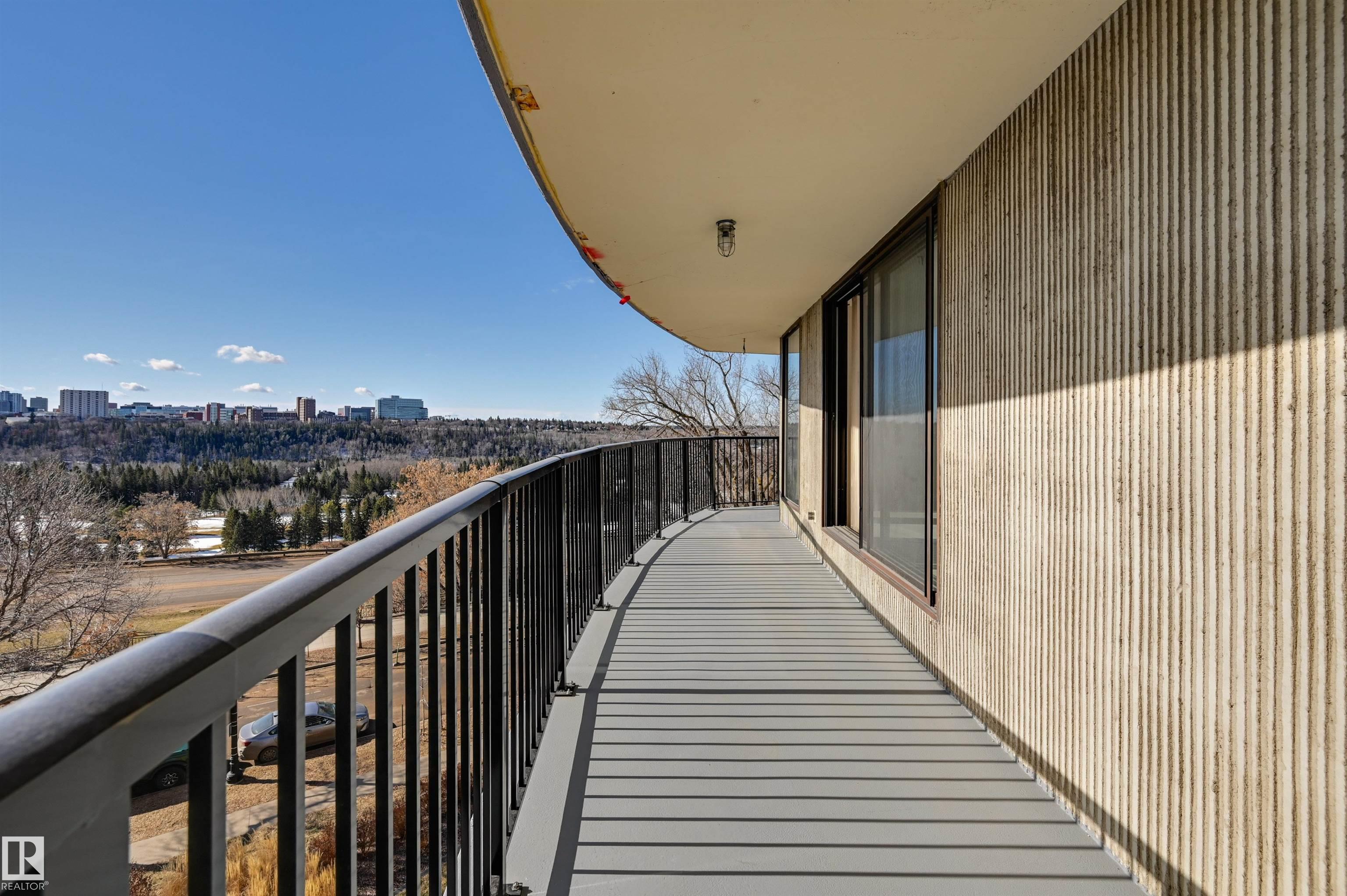 Photo 8 at 502 - 11710 100 Avenue NW, Wîhkwêntôwin, Edmonton