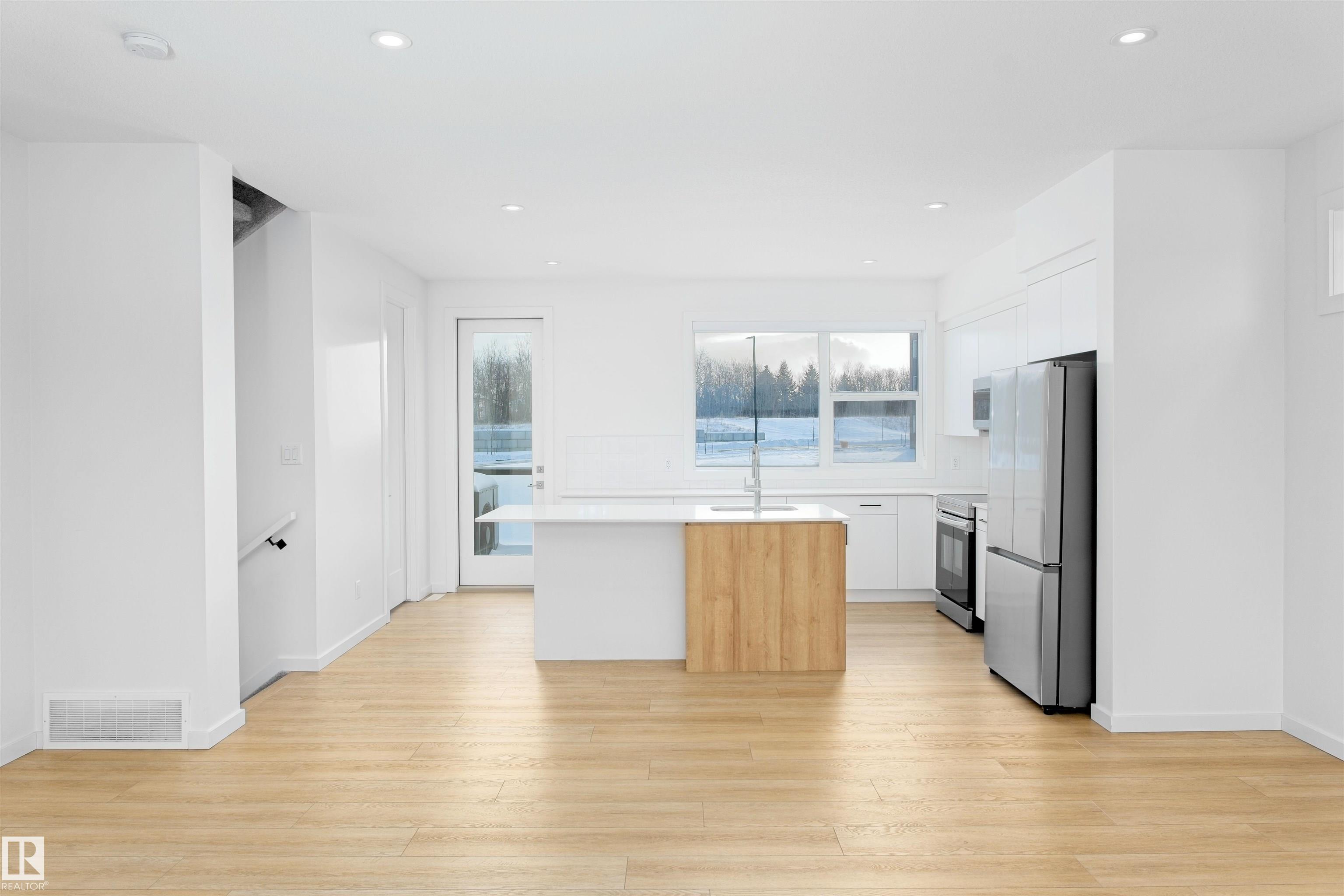 4 - 5 Rondeau Drive, South Riel, St. Albert