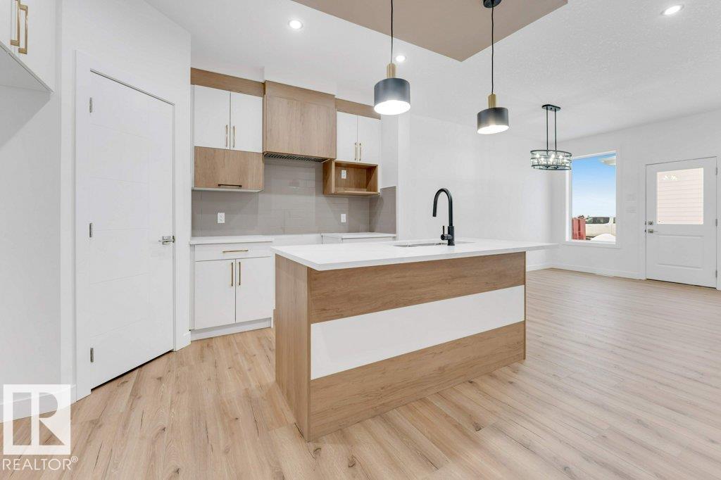 402 Crystal Creek Link, Crystal Creek, Leduc