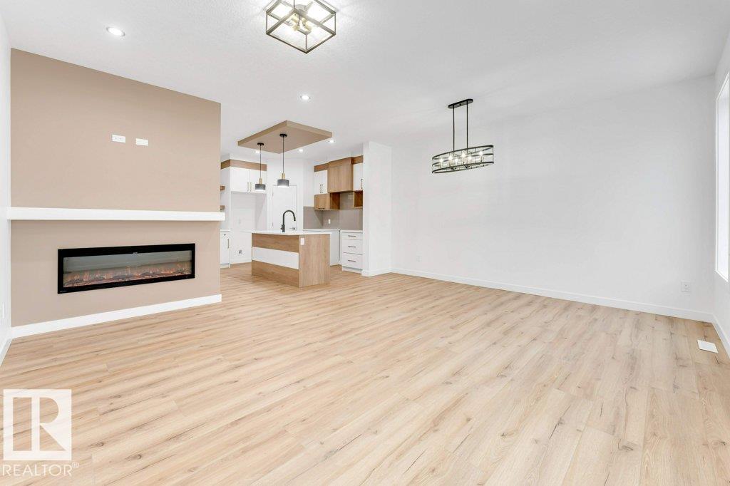 402 Crystal Creek Link, Crystal Creek, Leduc