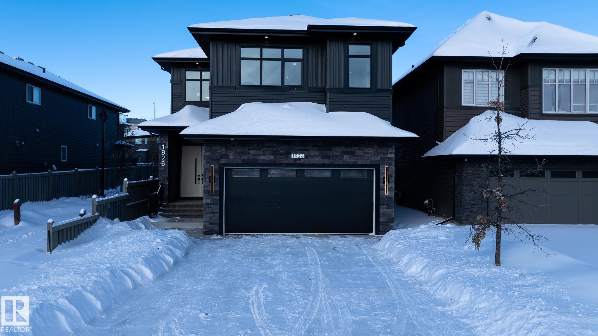 1926 Ainslie Link SW, Ambleside, Edmonton