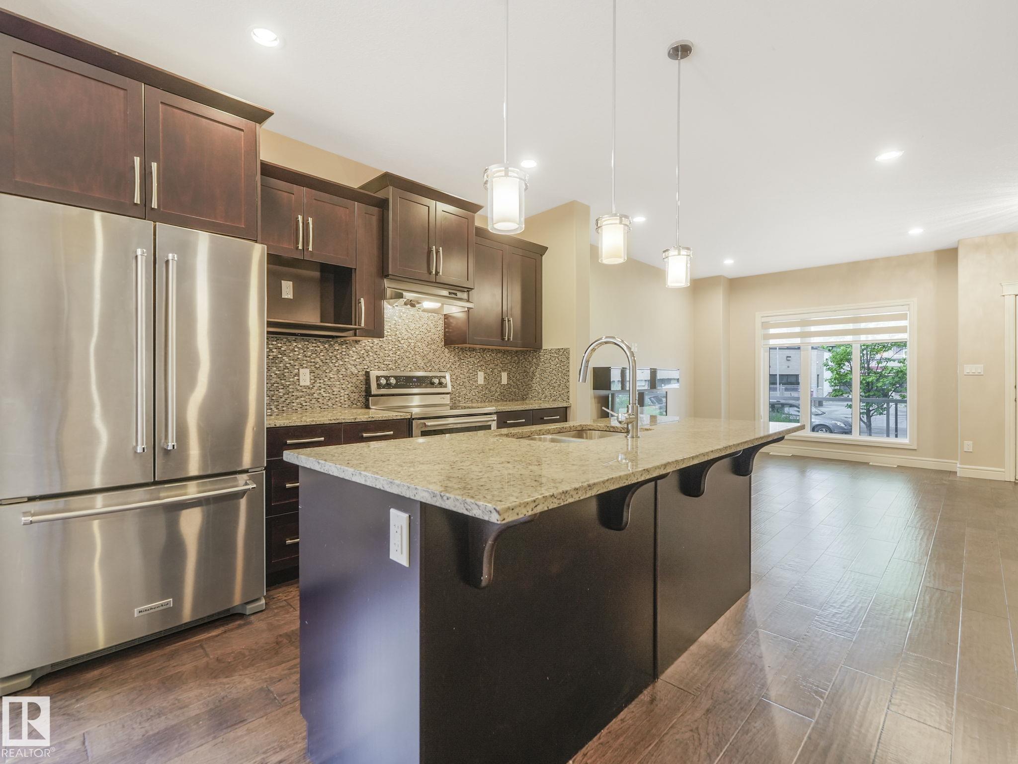 Photo 23 at 2 - 10319 120 Street NW, Wîhkwêntôwin, Edmonton