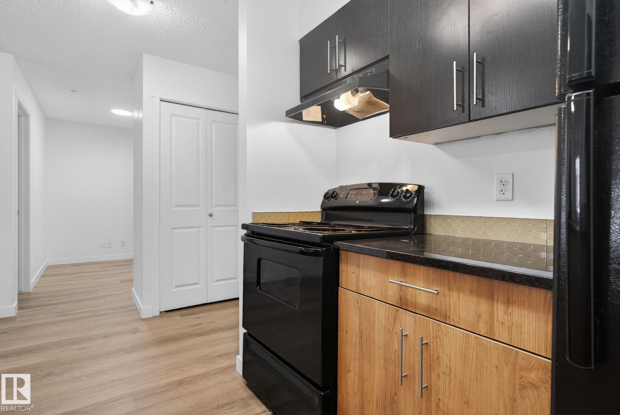 Photo 19 at 117 - 5804 Mullen Place NW, MacTaggart, Edmonton