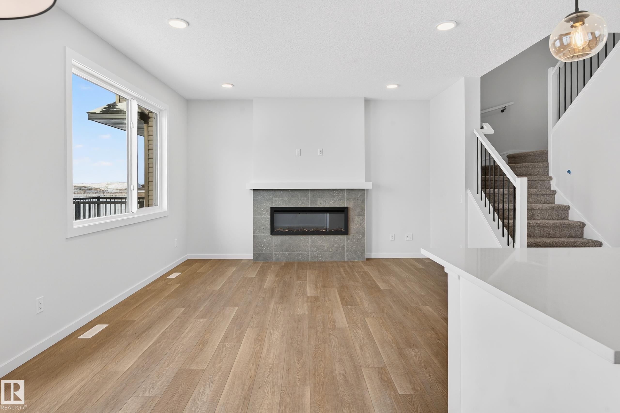 Photo 12 at 5008 72 Street, Elan, Beaumont