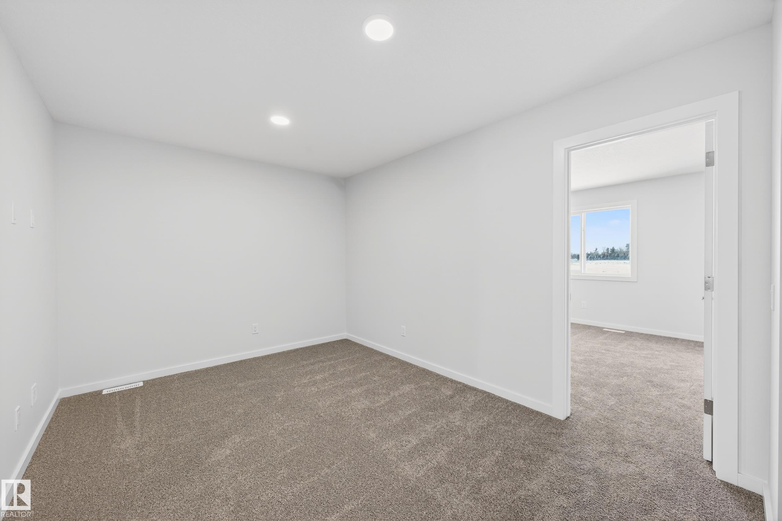 Photo 21 at 5008 72 Street, Elan, Beaumont