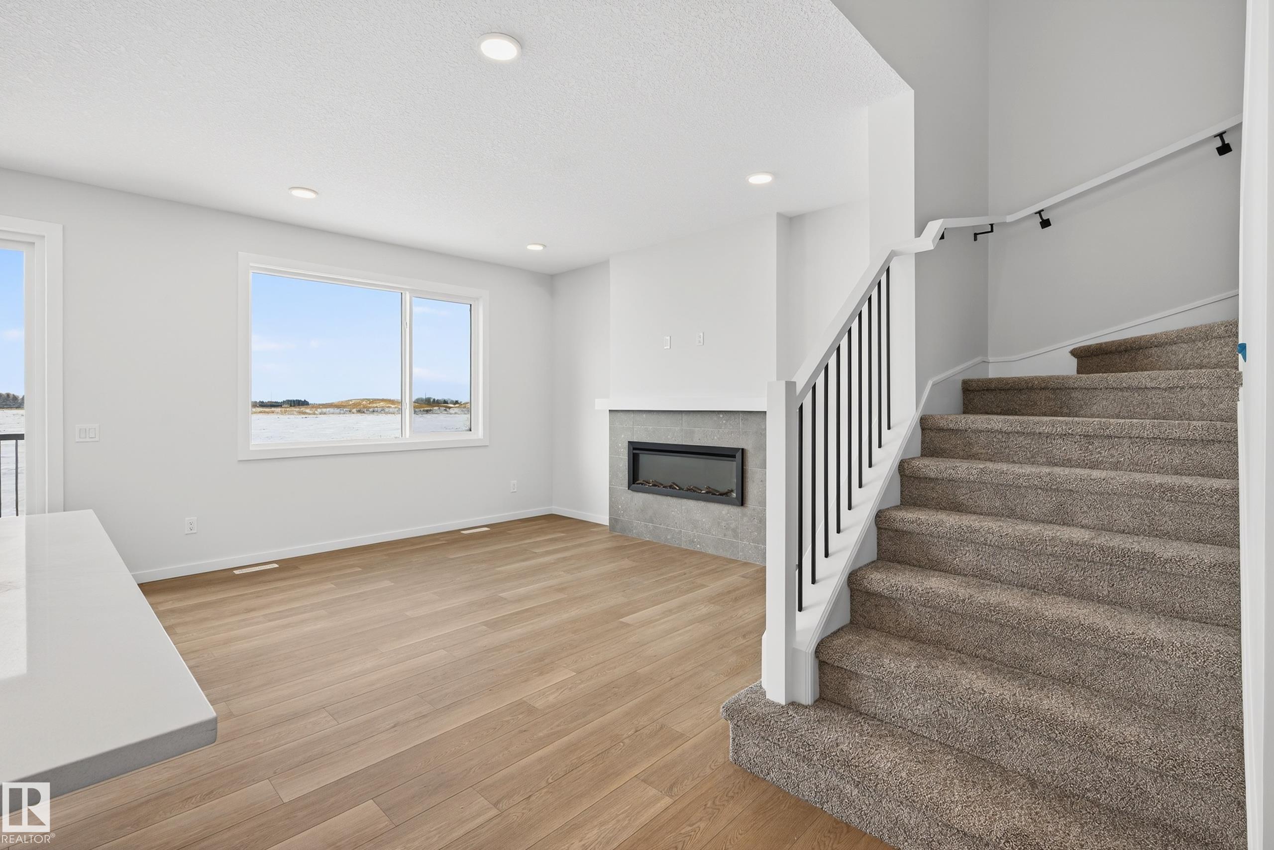 Photo 10 at 5008 72 Street, Elan, Beaumont