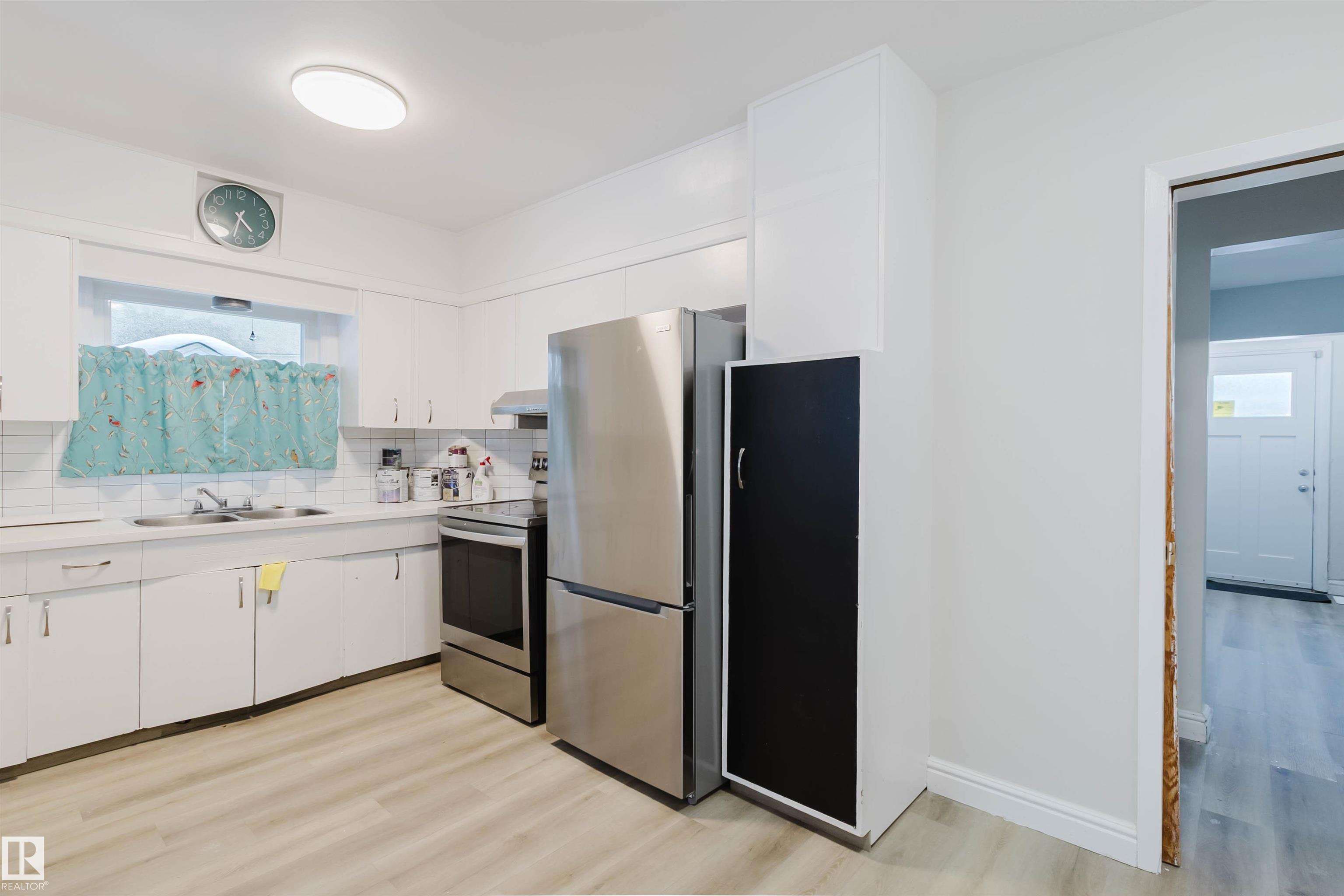 Photo 17 at 12026 104 Street NW, Westwood, Edmonton