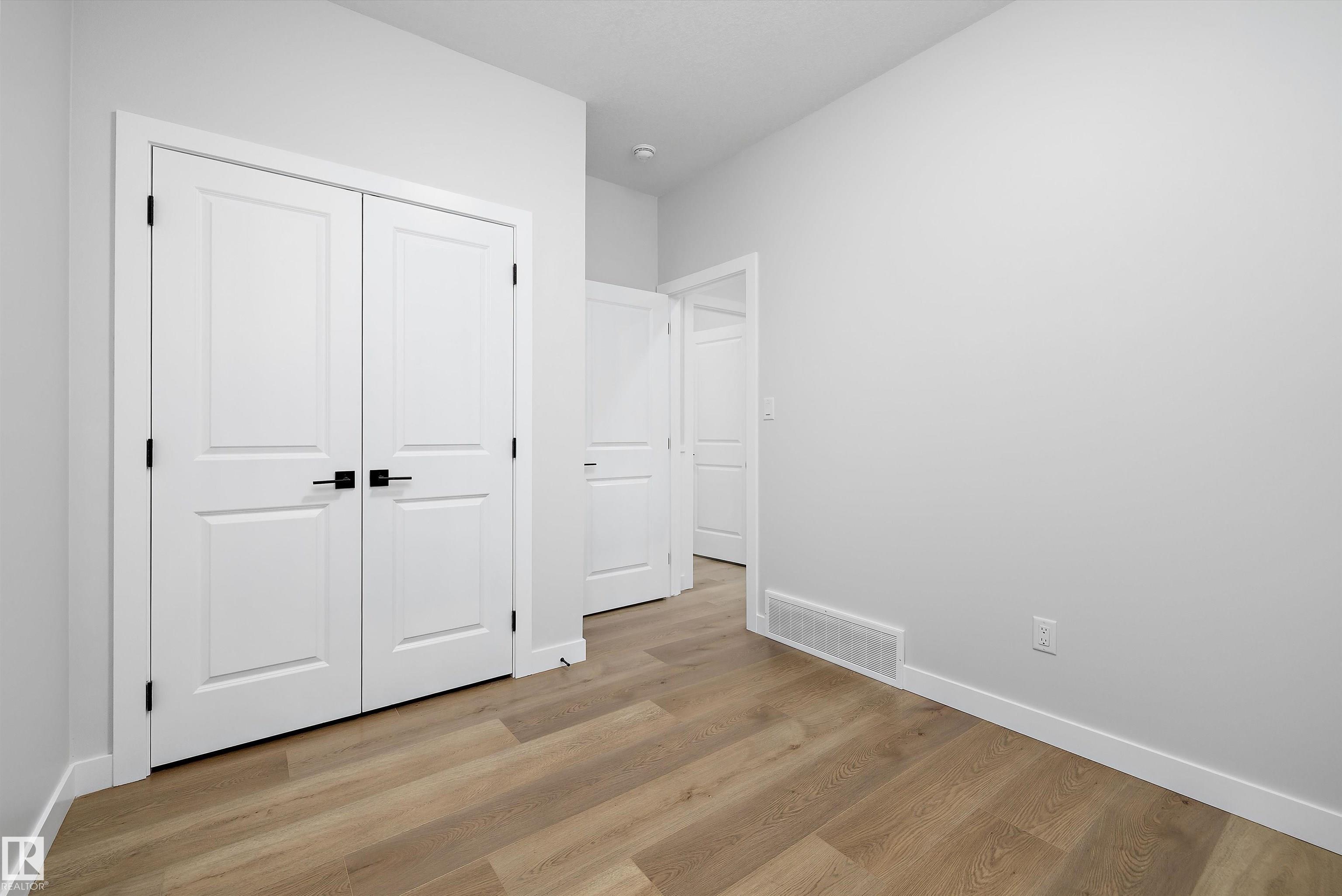 Photo 7 at 1578 Siskin Link NW, Kinglet Gardens, Edmonton