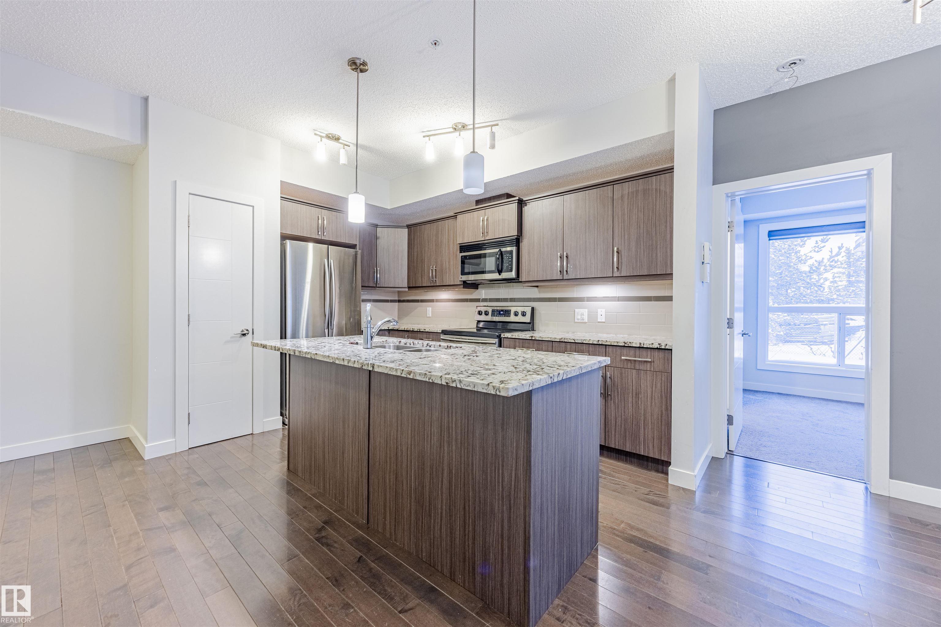 Photo 7 at 121 - 10523 123 Street NW, Westmount, Edmonton