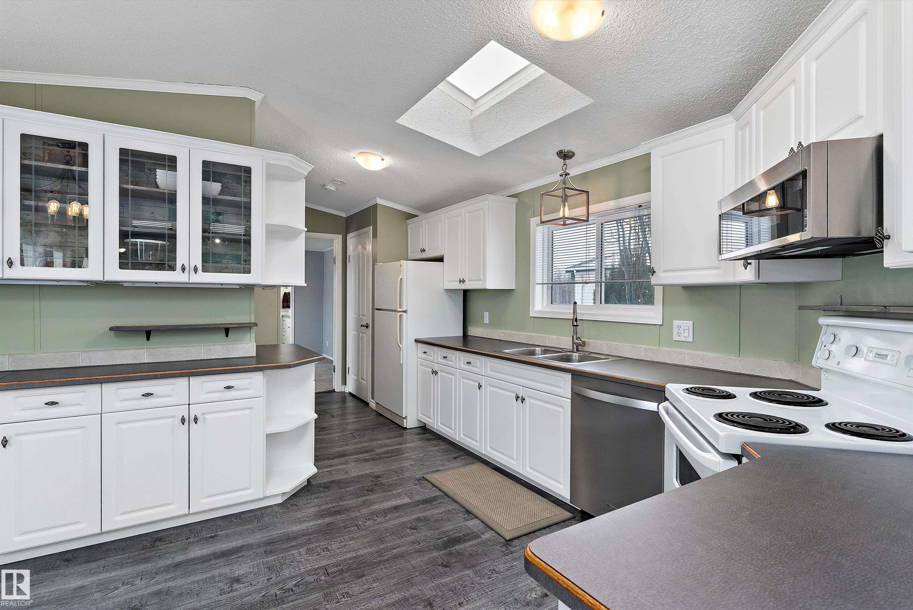 Picture for 3225 Lakewood CL NW NW