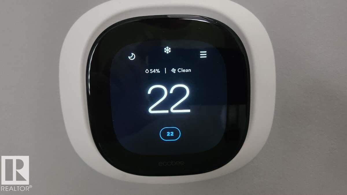 Photo 11 at 13026 120 Street NW, Calder, Edmonton