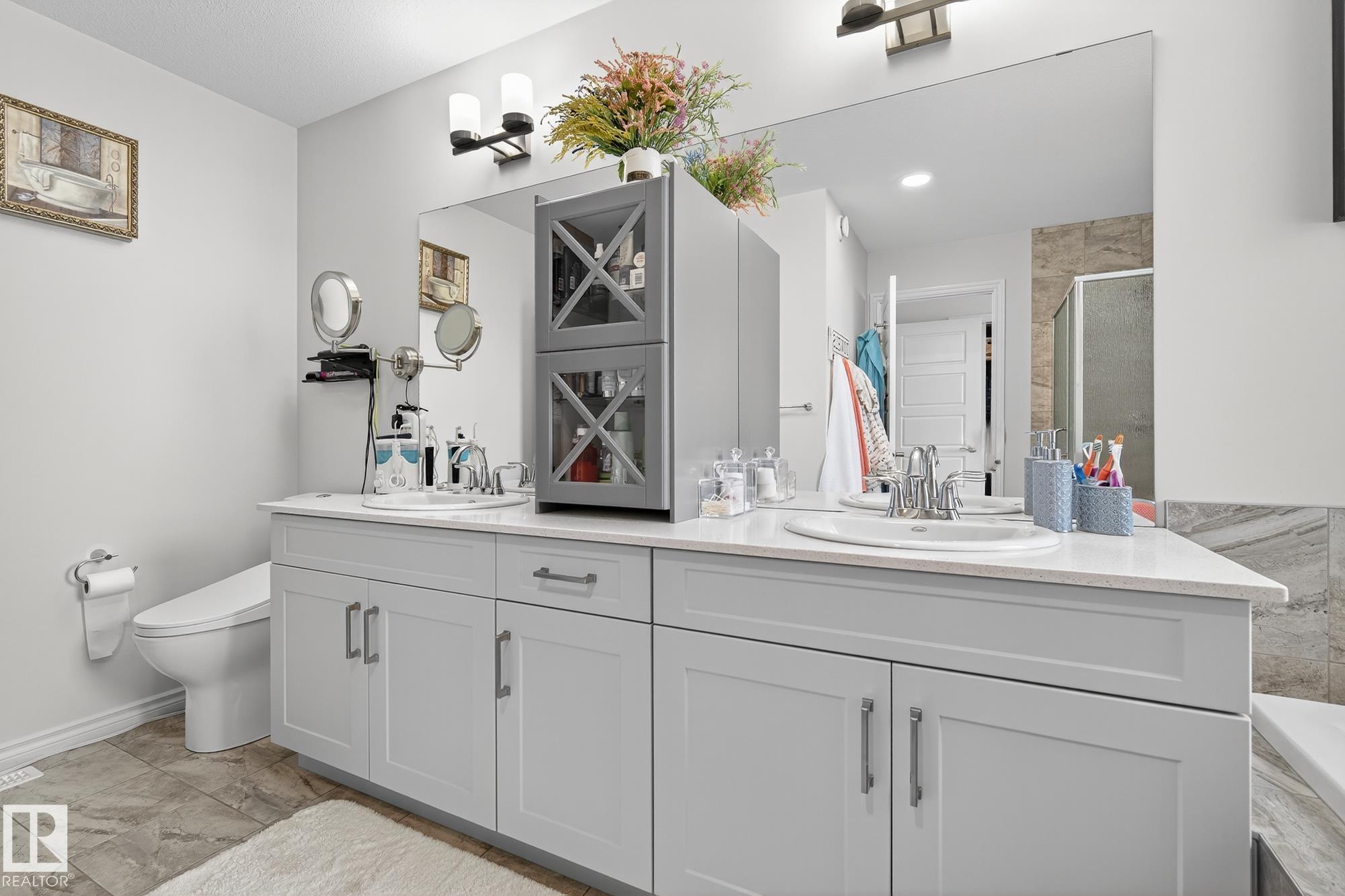 Photo 25 at 20023 26 Avenue NW, The Uplands, Edmonton