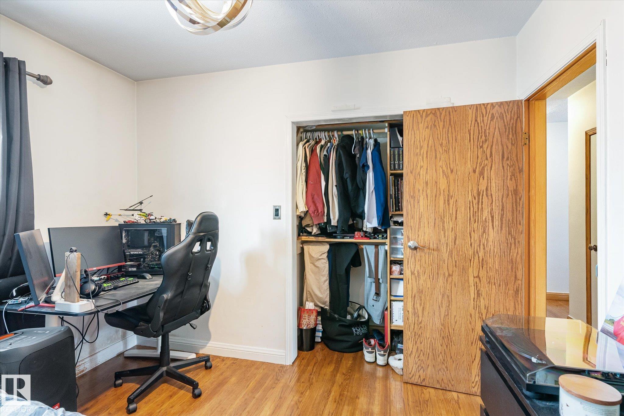 Photo 18 at 10332 78 Street NW, Forest Heights, Edmonton