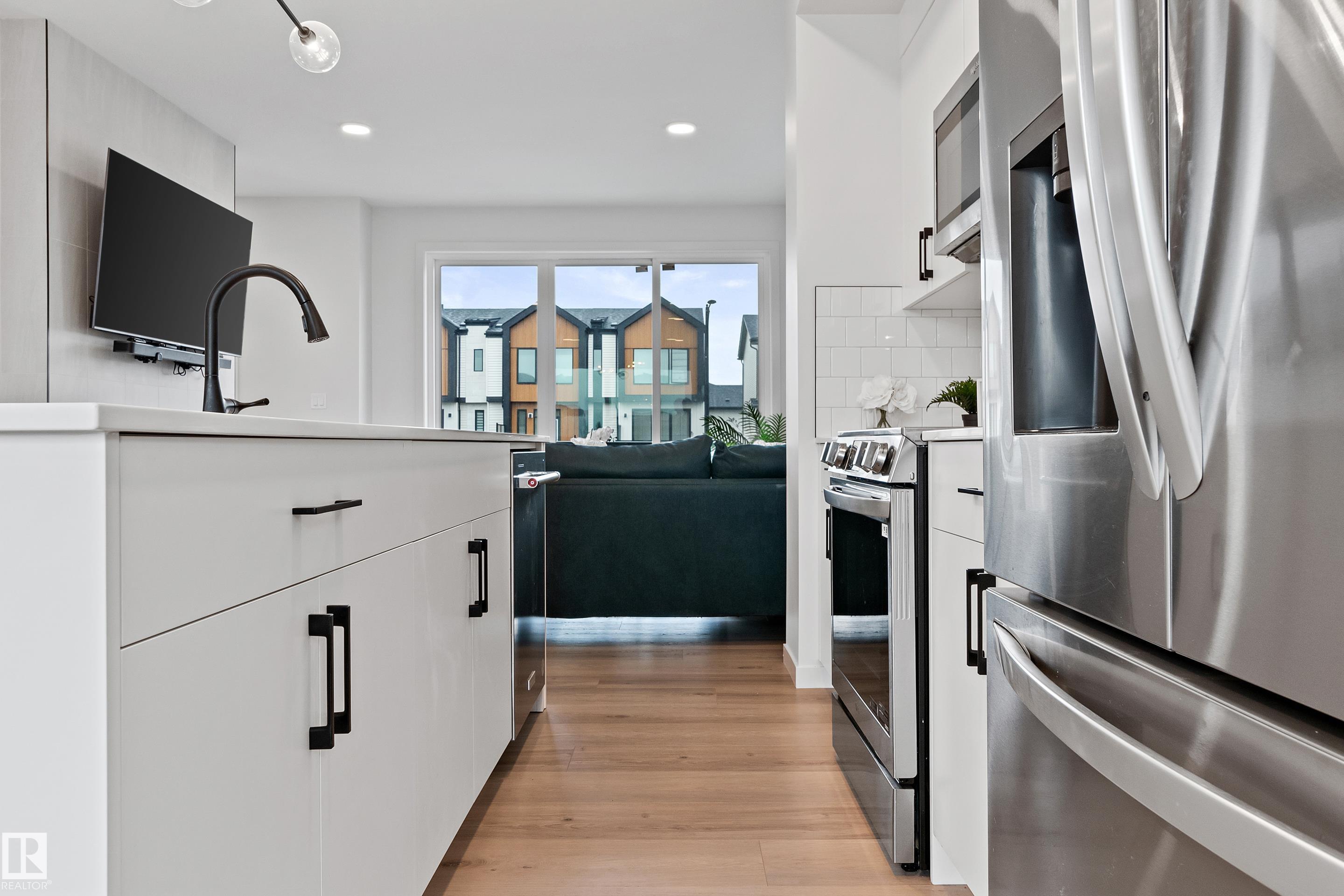 Photo 8 at 3284 Keswick Way SW, Keswick, Edmonton