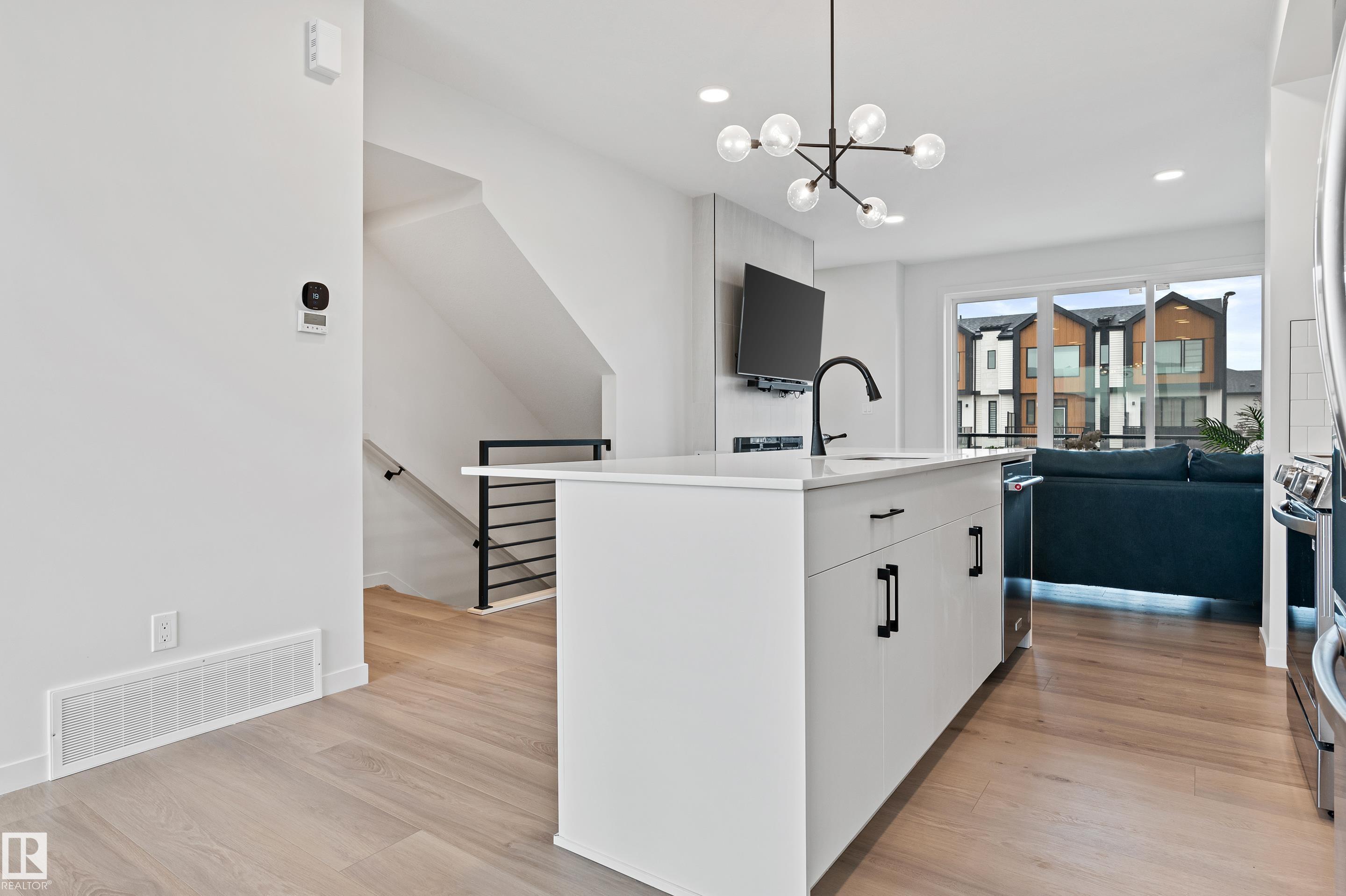 Photo 9 at 3284 Keswick Way SW, Keswick, Edmonton