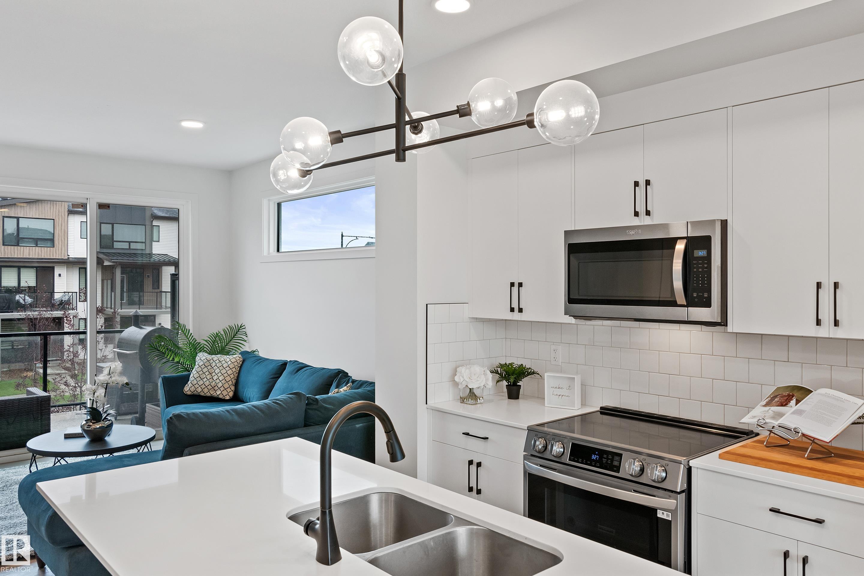 Photo 10 at 3284 Keswick Way SW, Keswick, Edmonton