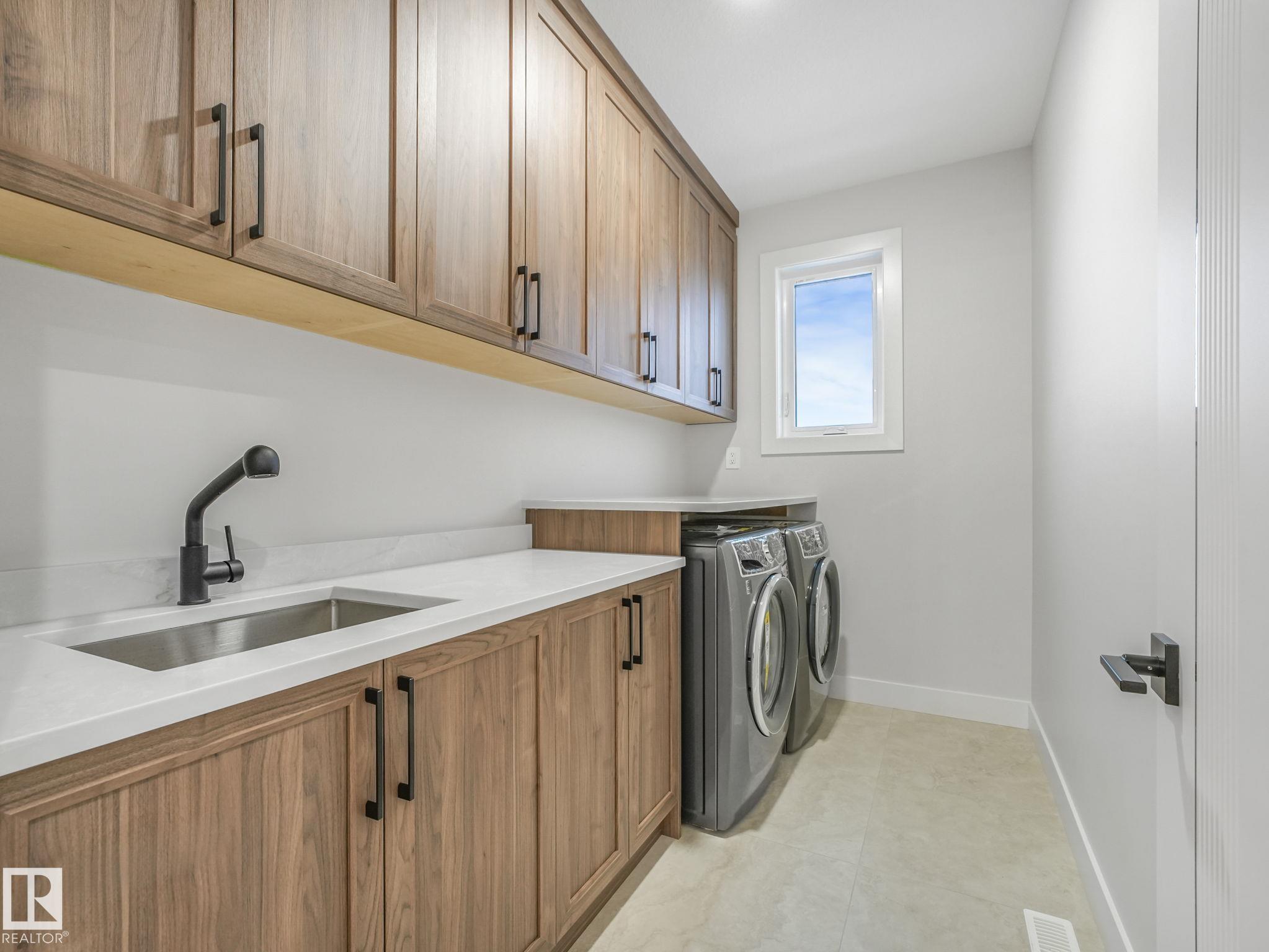 Photo 42 at 30 Sydwyck Circle, Fenwyck, Spruce Grove