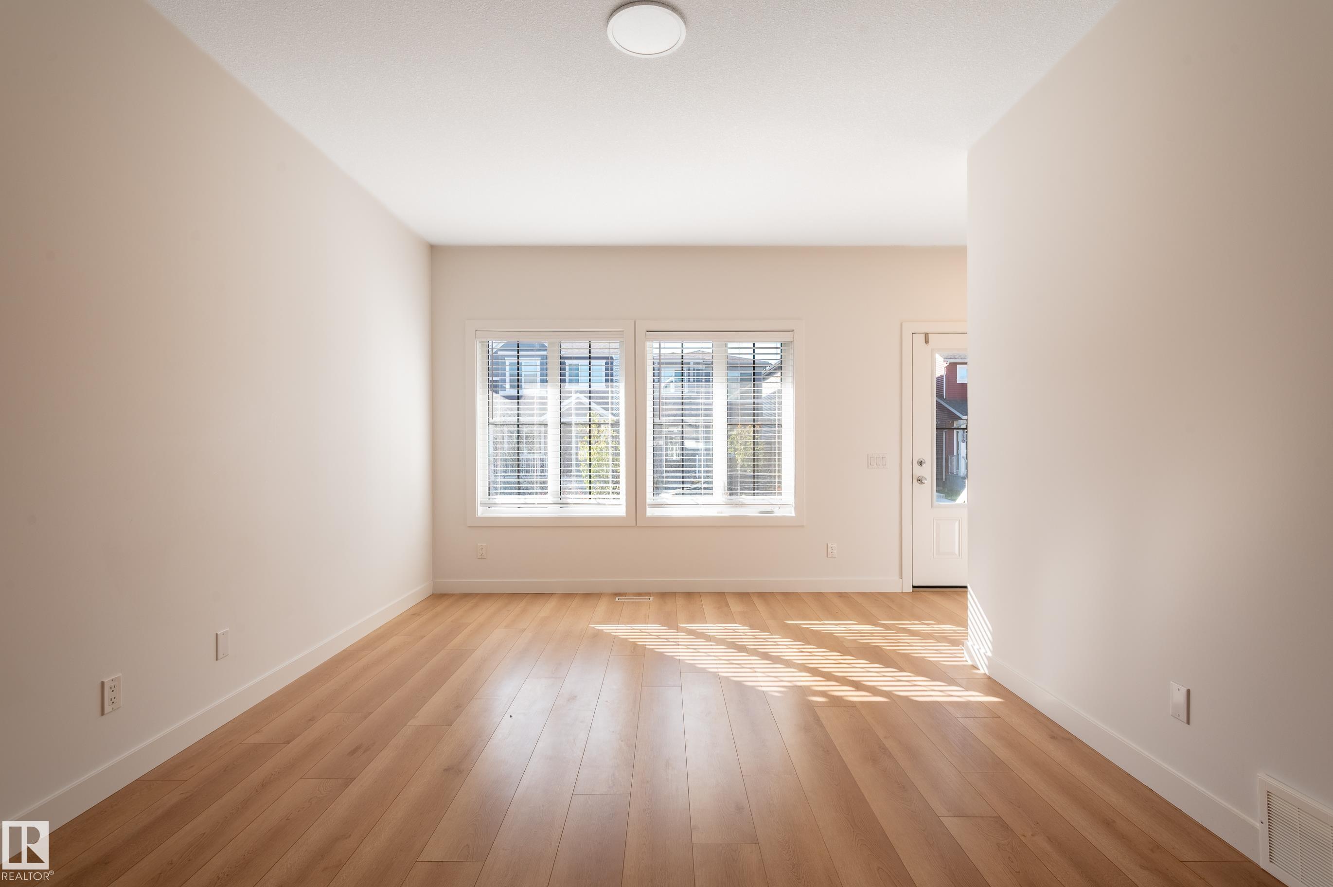 1543 Plum Circle SW, The Orchards At Ellerslie, Edmonton