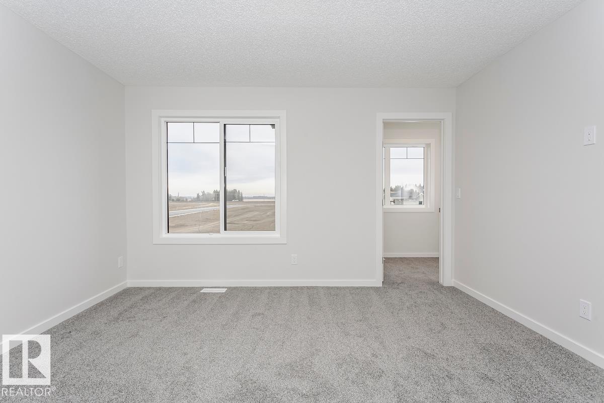 Photo 7 at 326 Hawthorn Way, Woodbend, Leduc