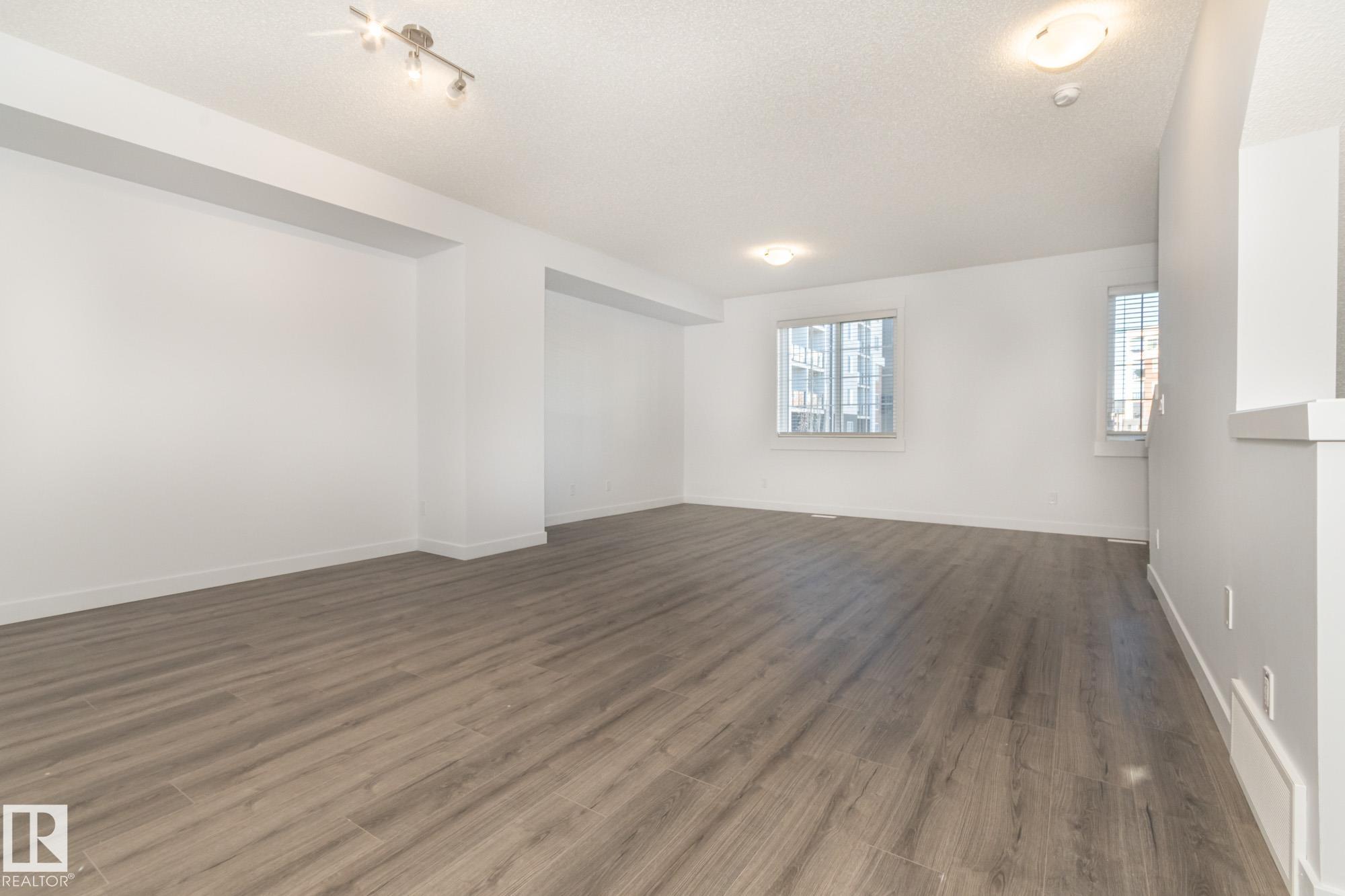 Photo 11 at 14 - 735 Allard Boulevard SW, Allard, Edmonton