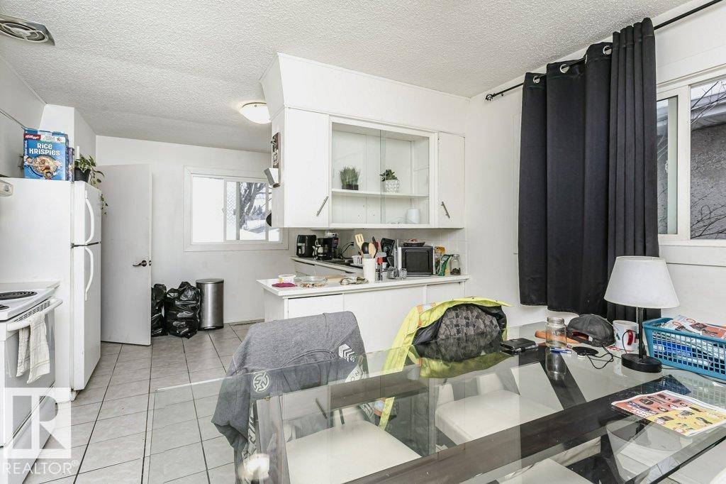 Photo 14 at 9324 120 Avenue NW, Alberta Avenue, Edmonton