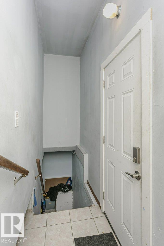 Photo 23 at 9324 120 Avenue NW, Alberta Avenue, Edmonton