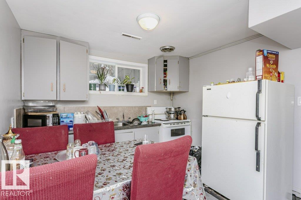 Photo 29 at 9324 120 Avenue NW, Alberta Avenue, Edmonton