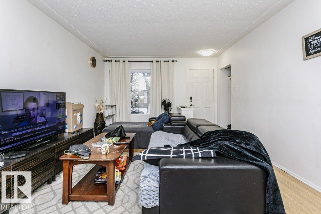 9324 120 Avenue NW, Alberta Avenue, Edmonton