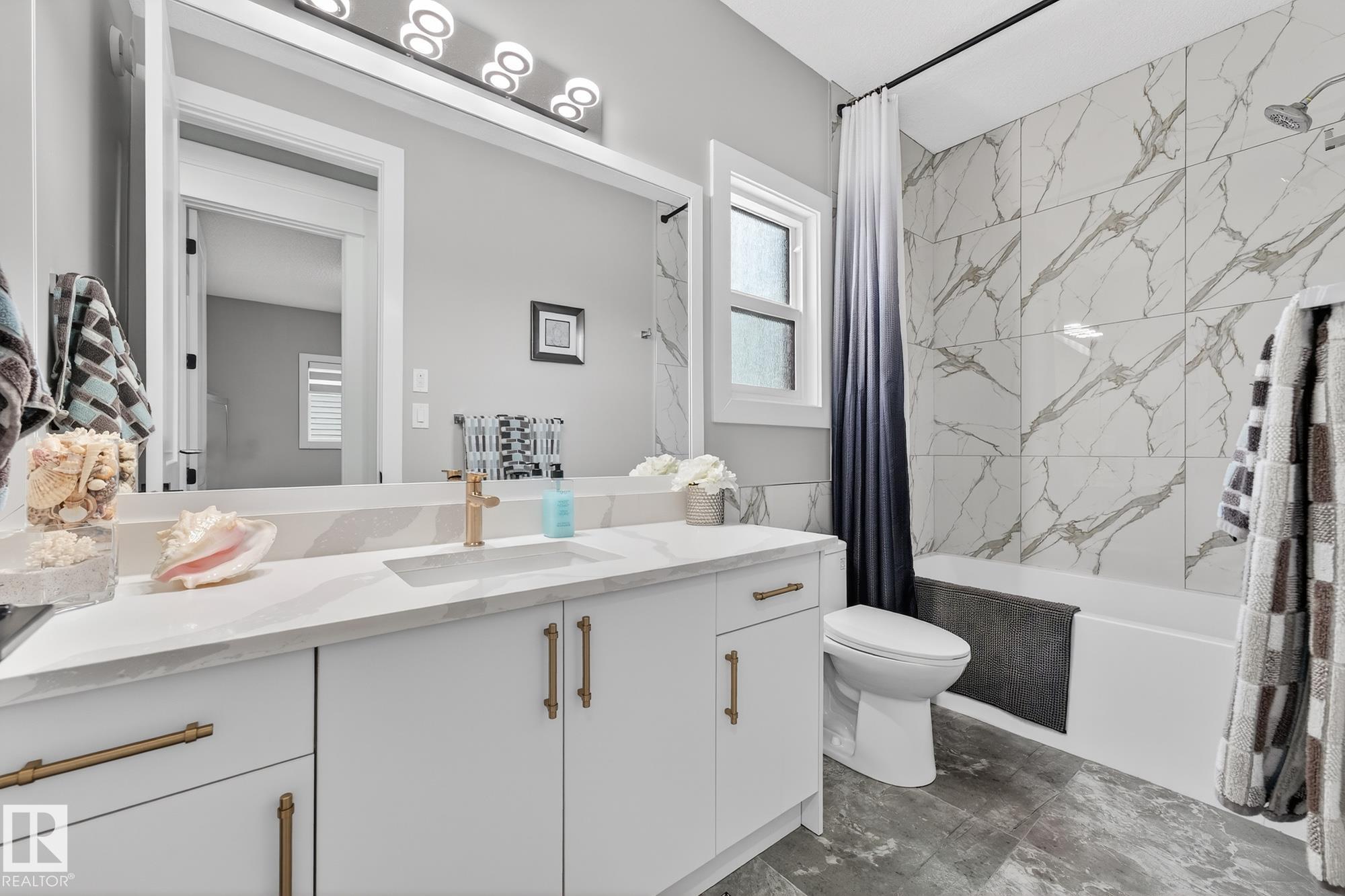 Photo 55 at 21 Brunswyck Crescent, Fenwyck, Spruce Grove