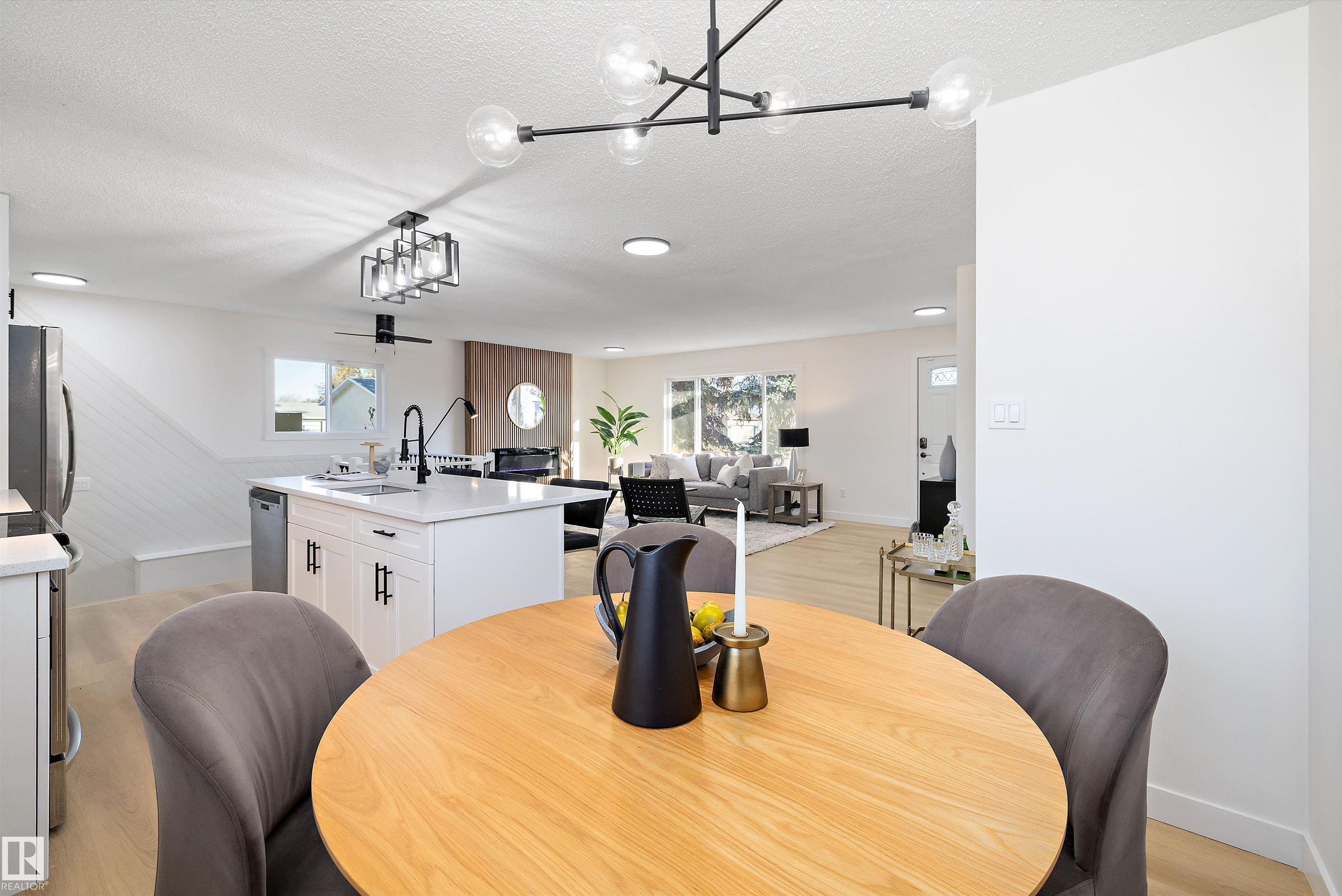 Photo 16 at 14736 122 Street NW, Caernarvon, Edmonton