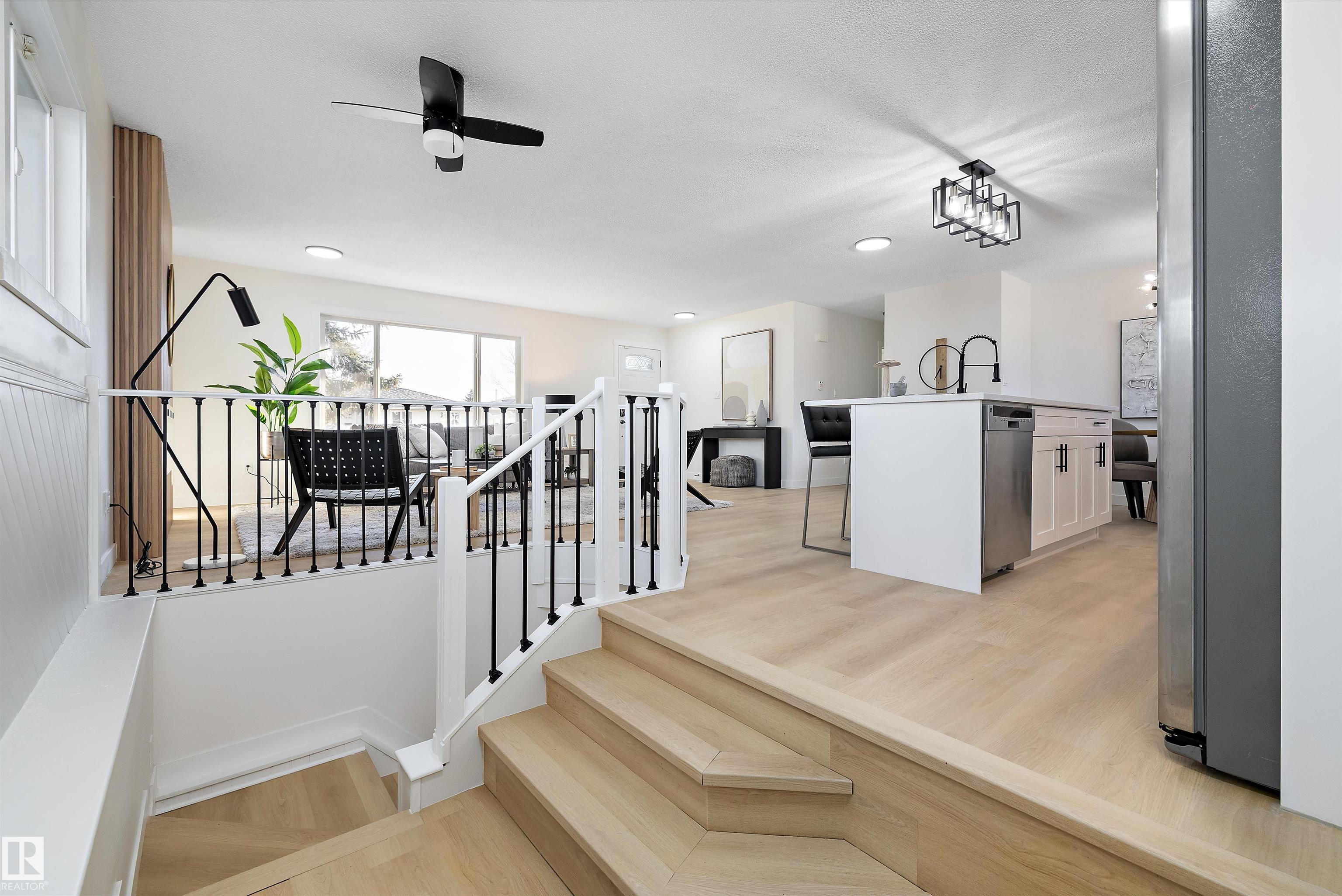 Photo 32 at 14736 122 Street NW, Caernarvon, Edmonton