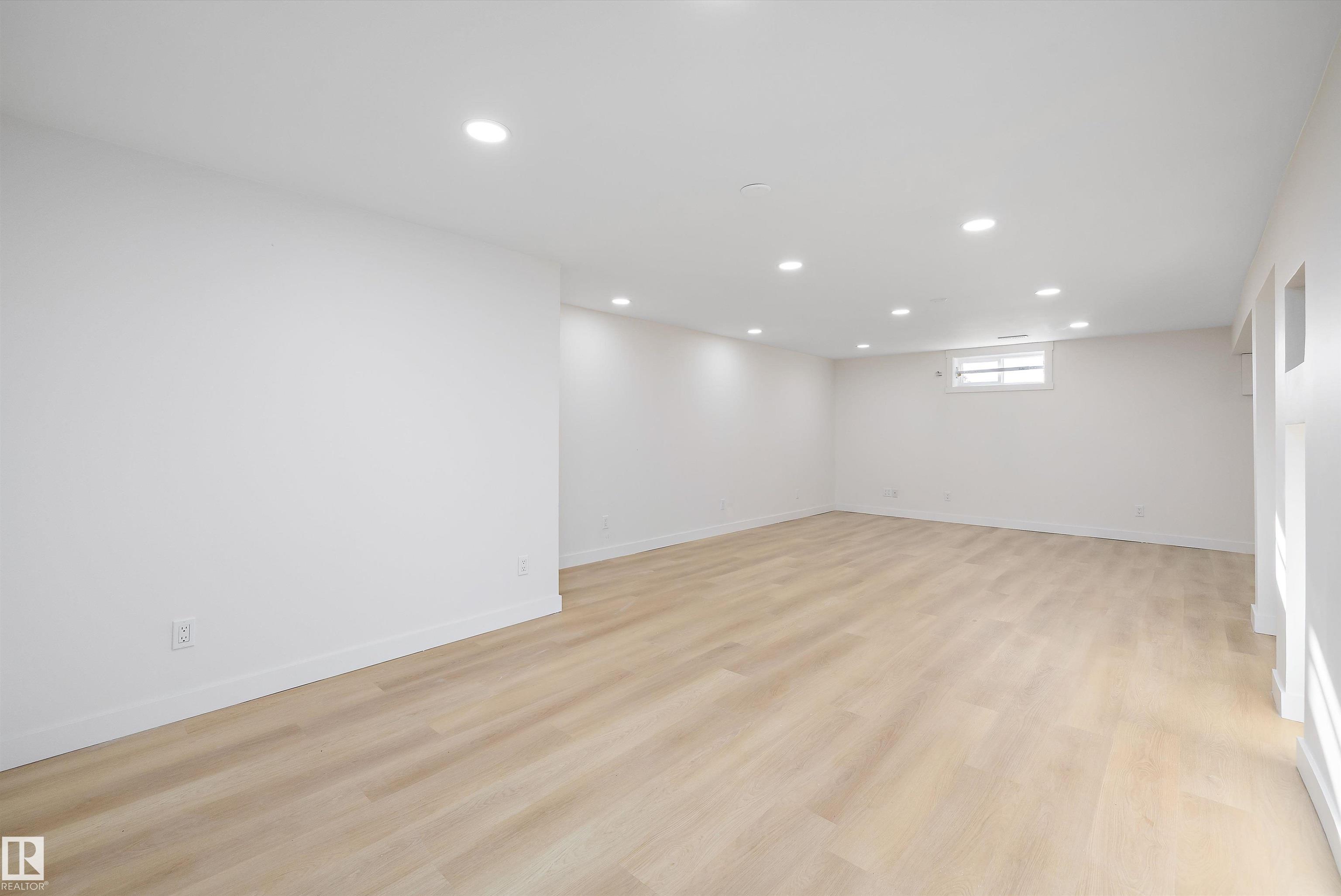 Photo 35 at 14736 122 Street NW, Caernarvon, Edmonton