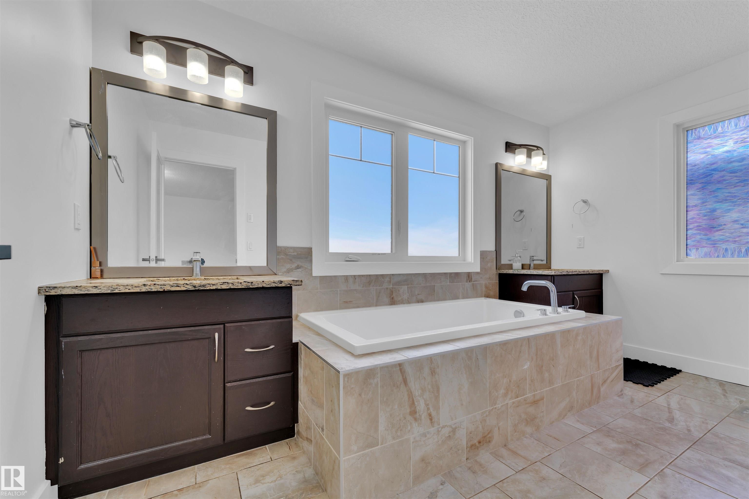 Photo 22 at 4231 Charles Close SW, Chappelle Area, Edmonton