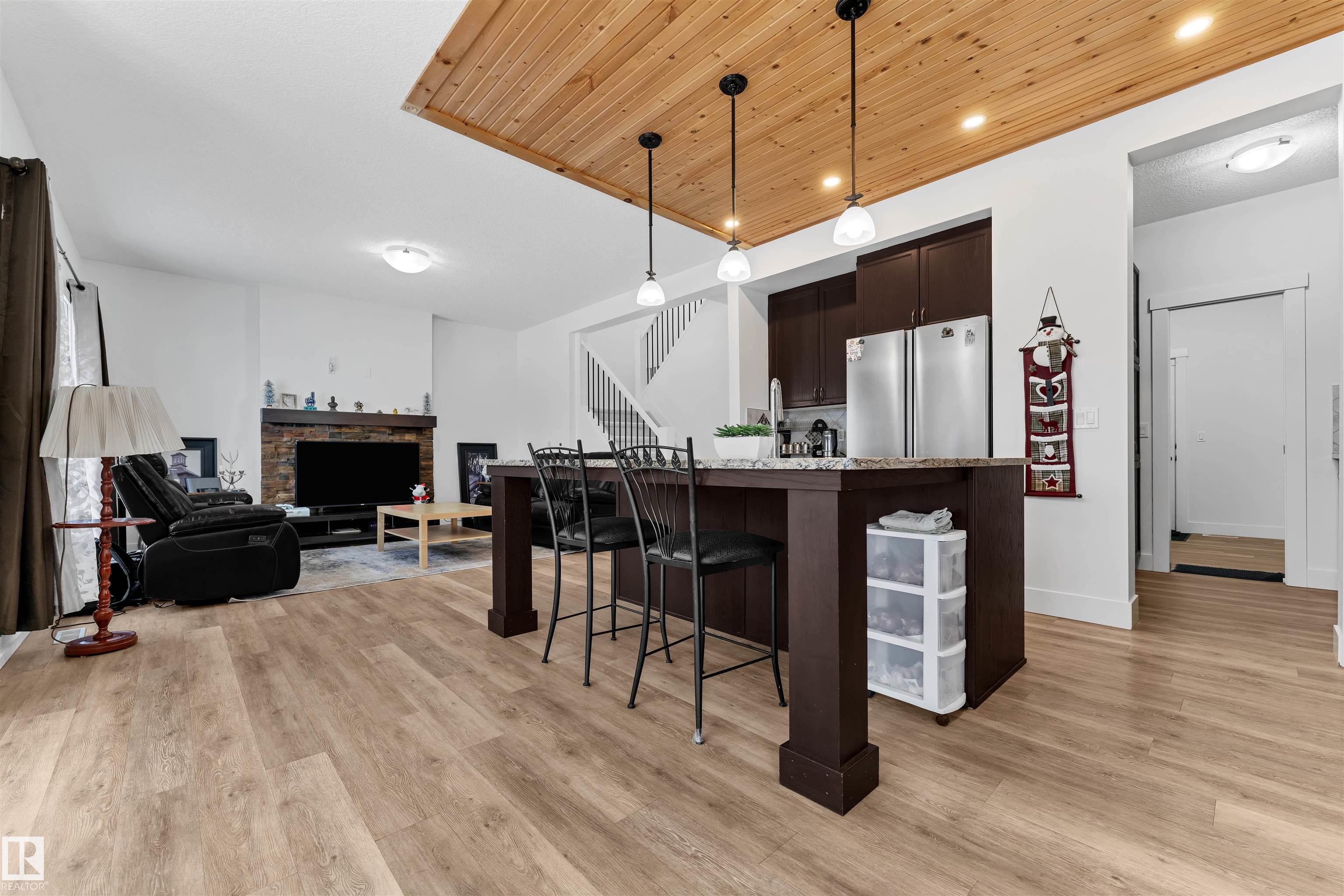 Photo 9 at 4231 Charles Close SW, Chappelle Area, Edmonton