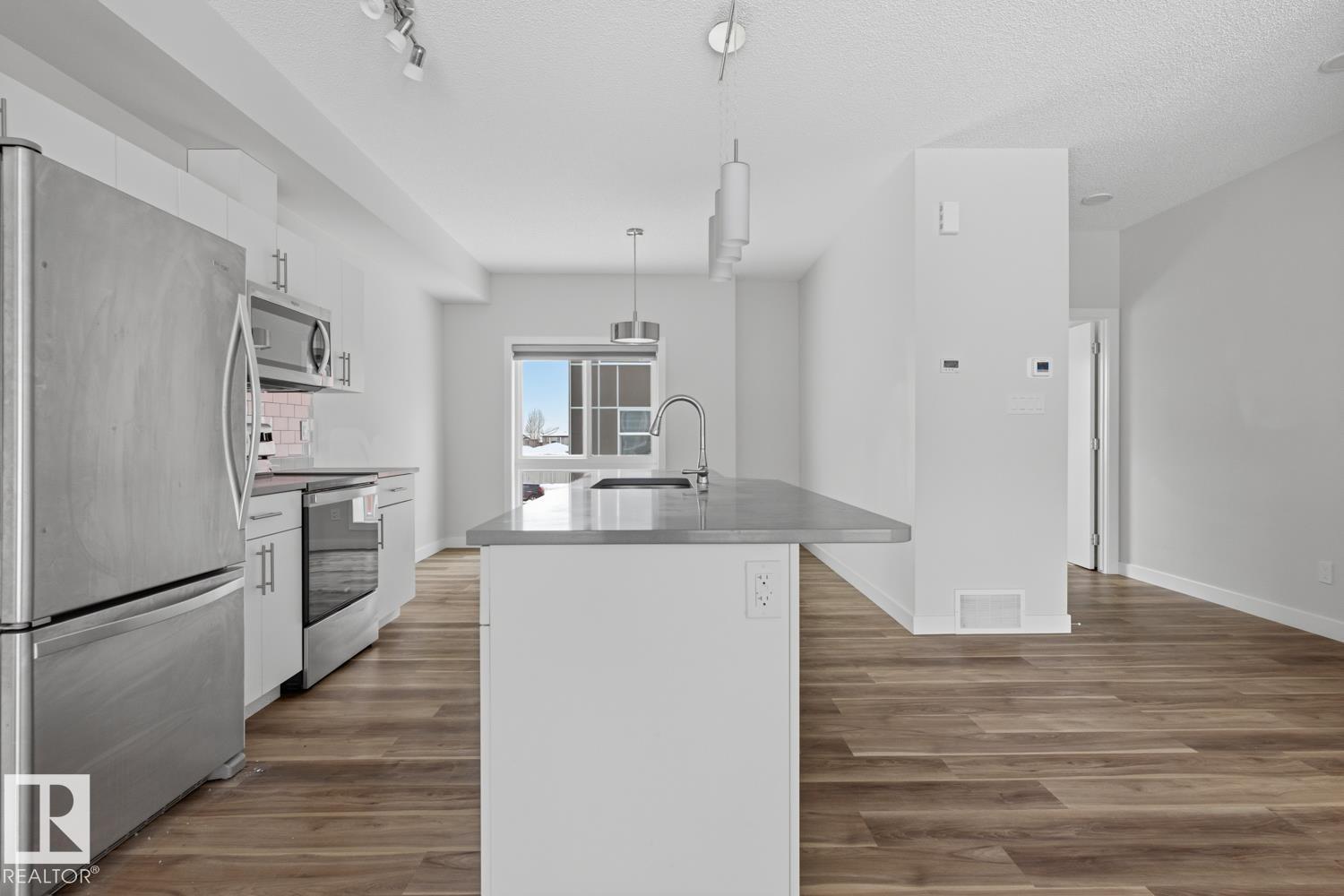 Picture for #38 979 CRYSTALLINA NERA WY NW