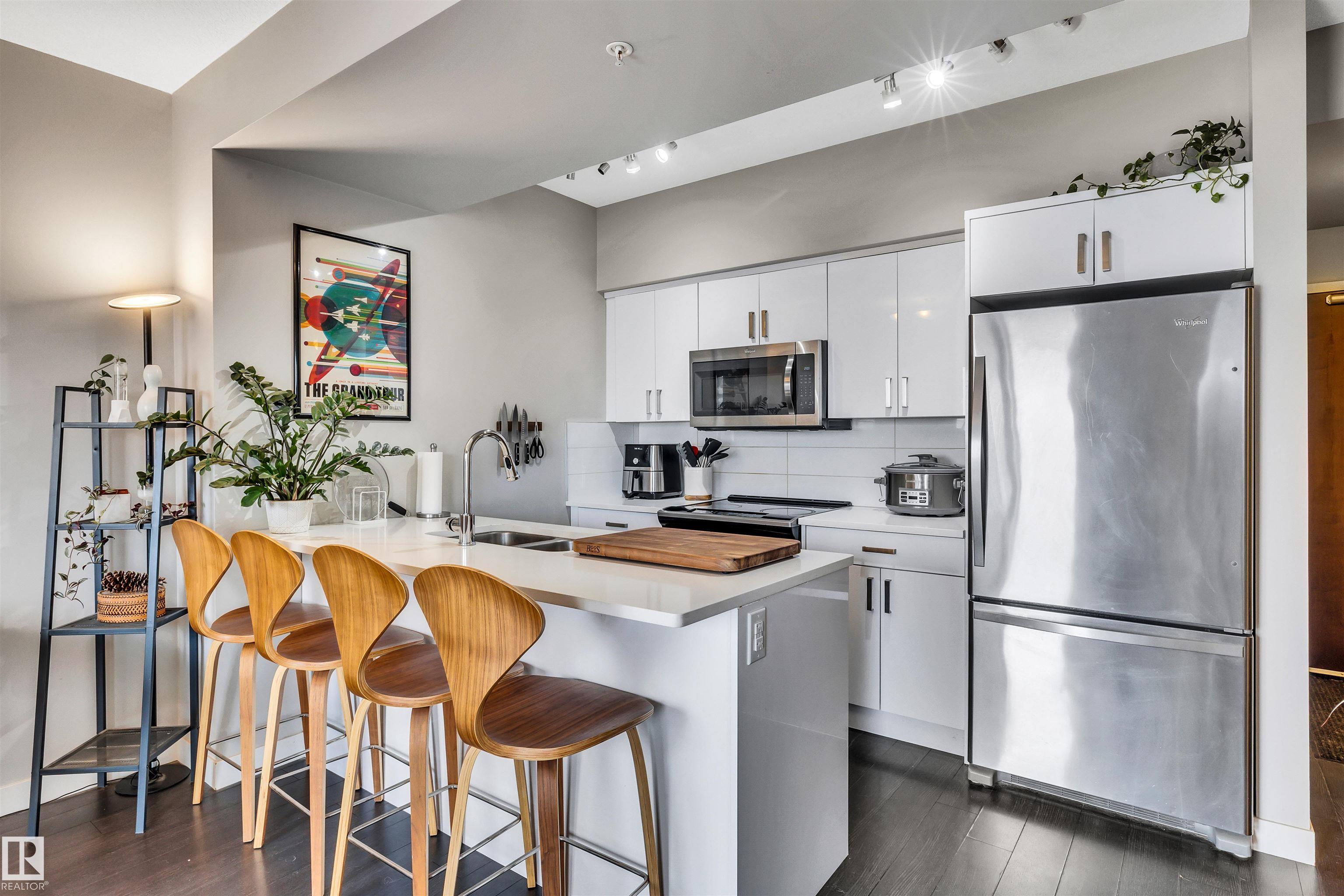 Photo 6 at 2503 - 10410 102 Avenue NW, Downtown, Edmonton