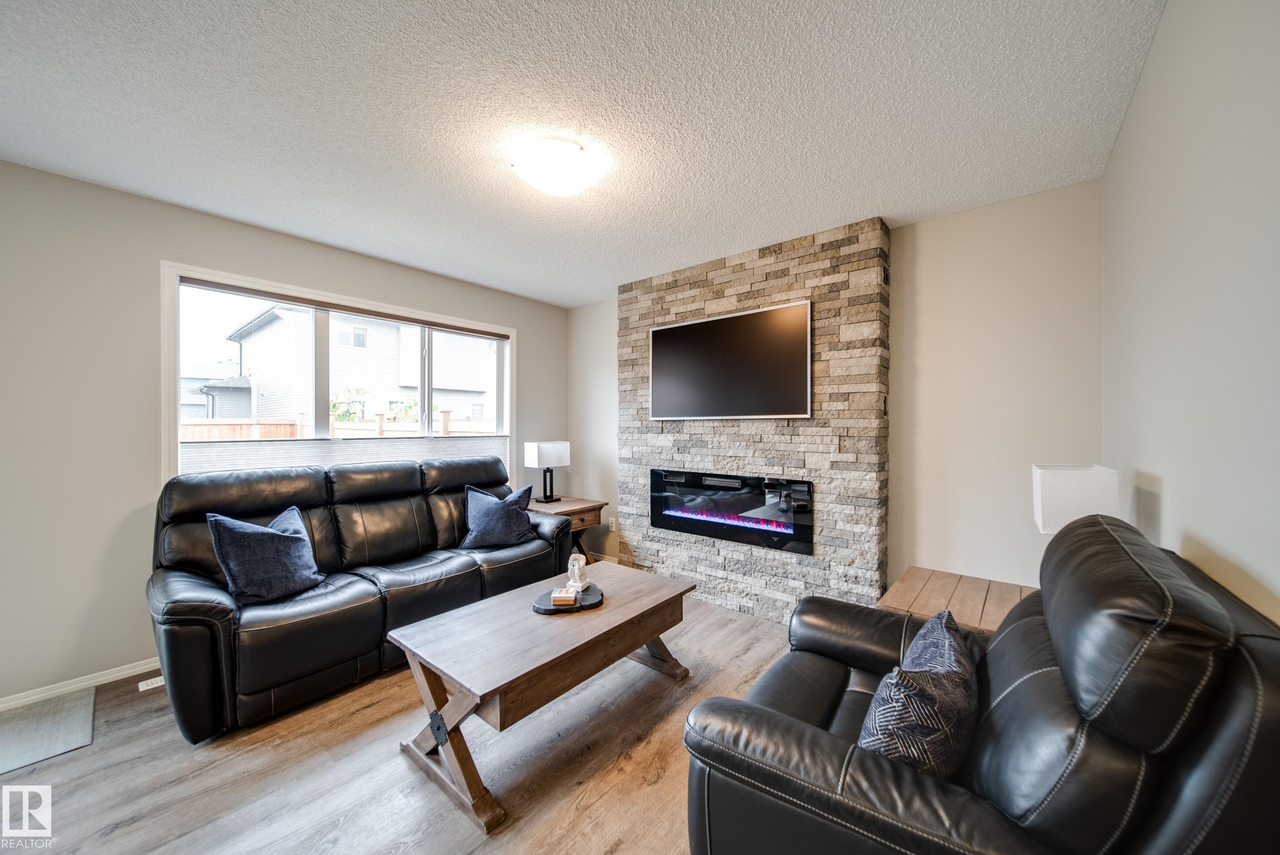 9040 Cooper Link SW, Chappelle Area, Edmonton