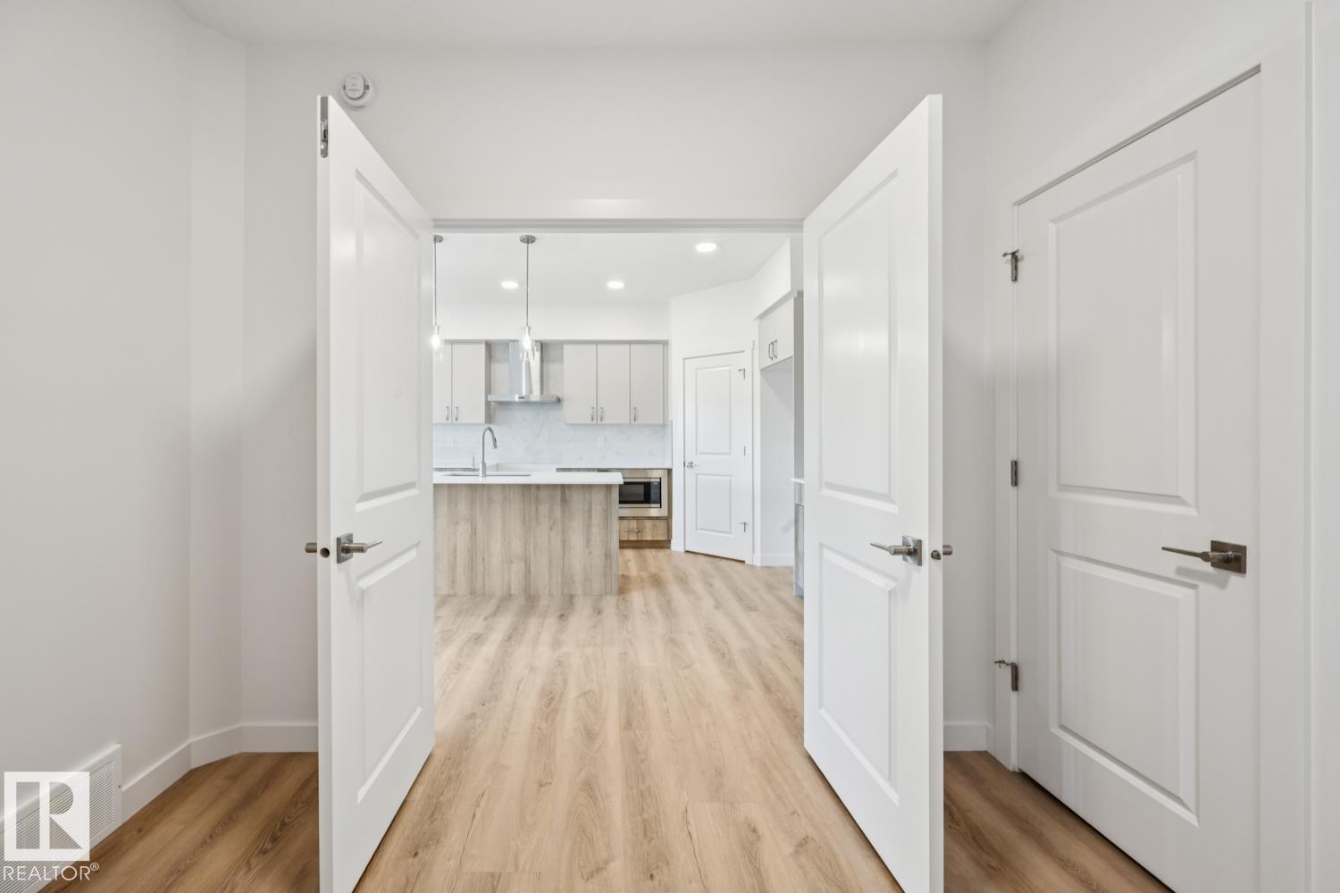 Photo 17 at 2828 191 Street NW, The Uplands, Edmonton