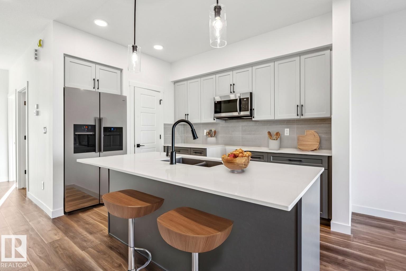 Photo 10 at 18936 28 Avenue NW, The Uplands, Edmonton