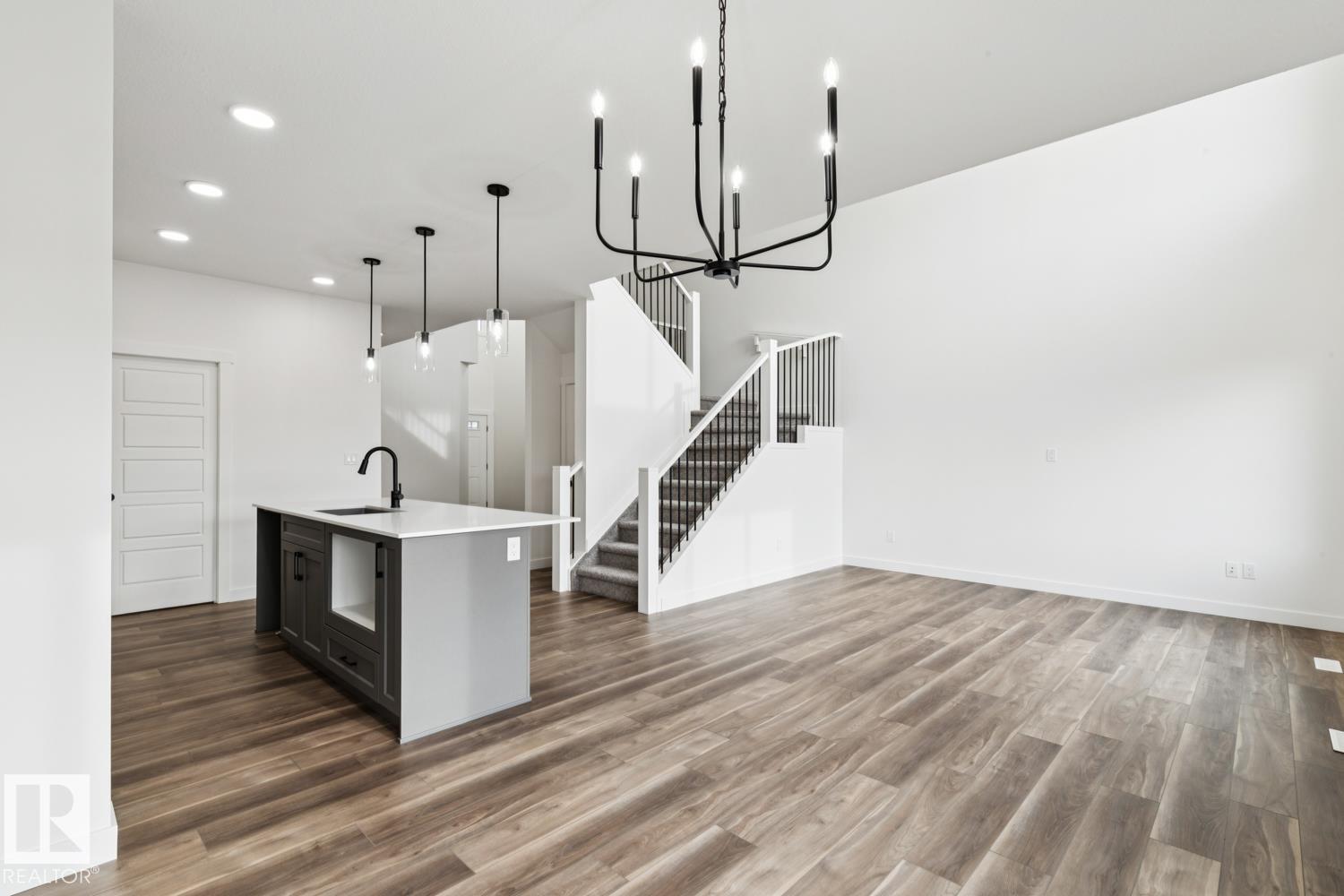 Photo 15 at 1519 11 Avenue NW, Aster, Edmonton